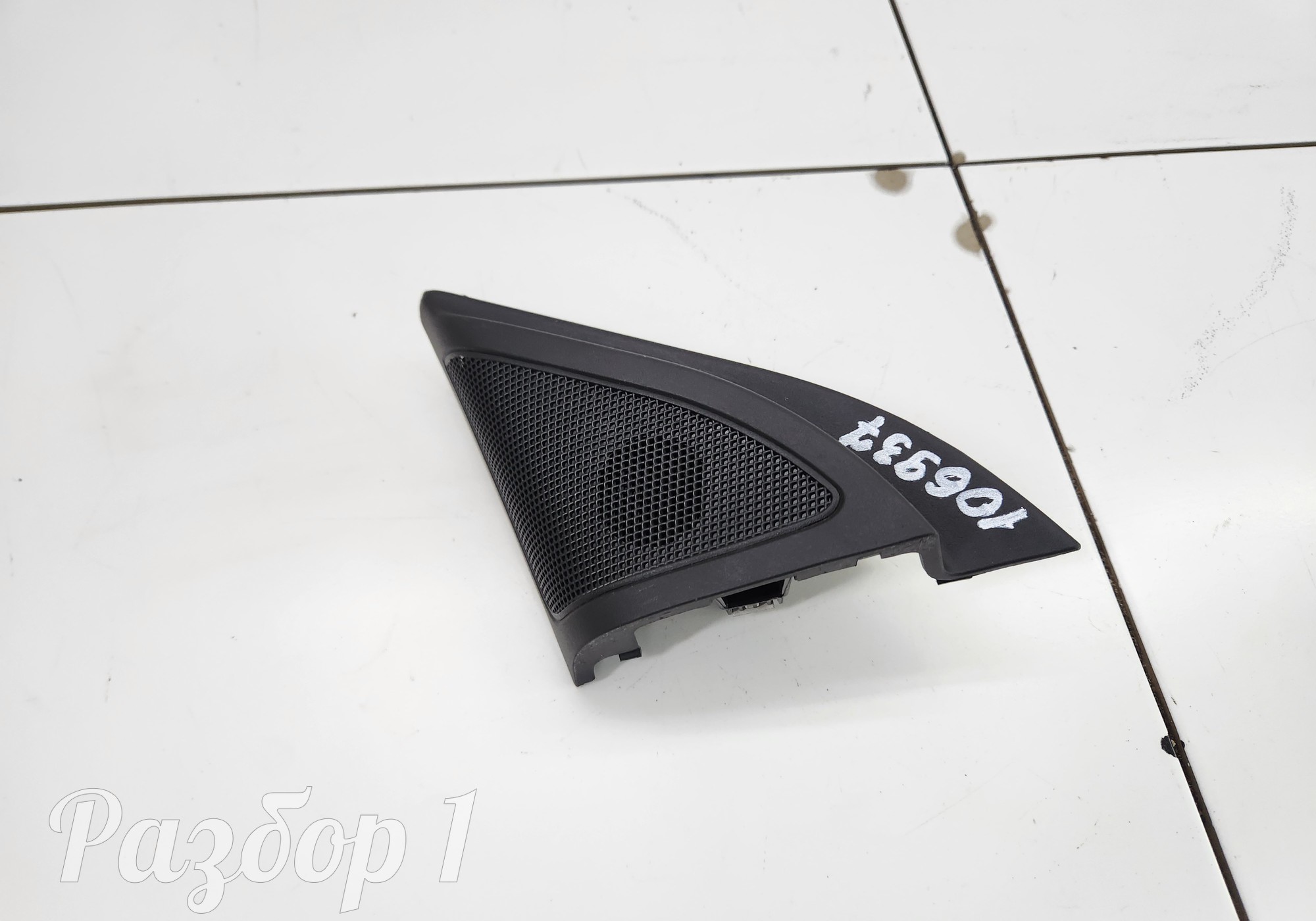 6102181BN01 Накладка двери передней левой для Changan Eado II (с 2018)