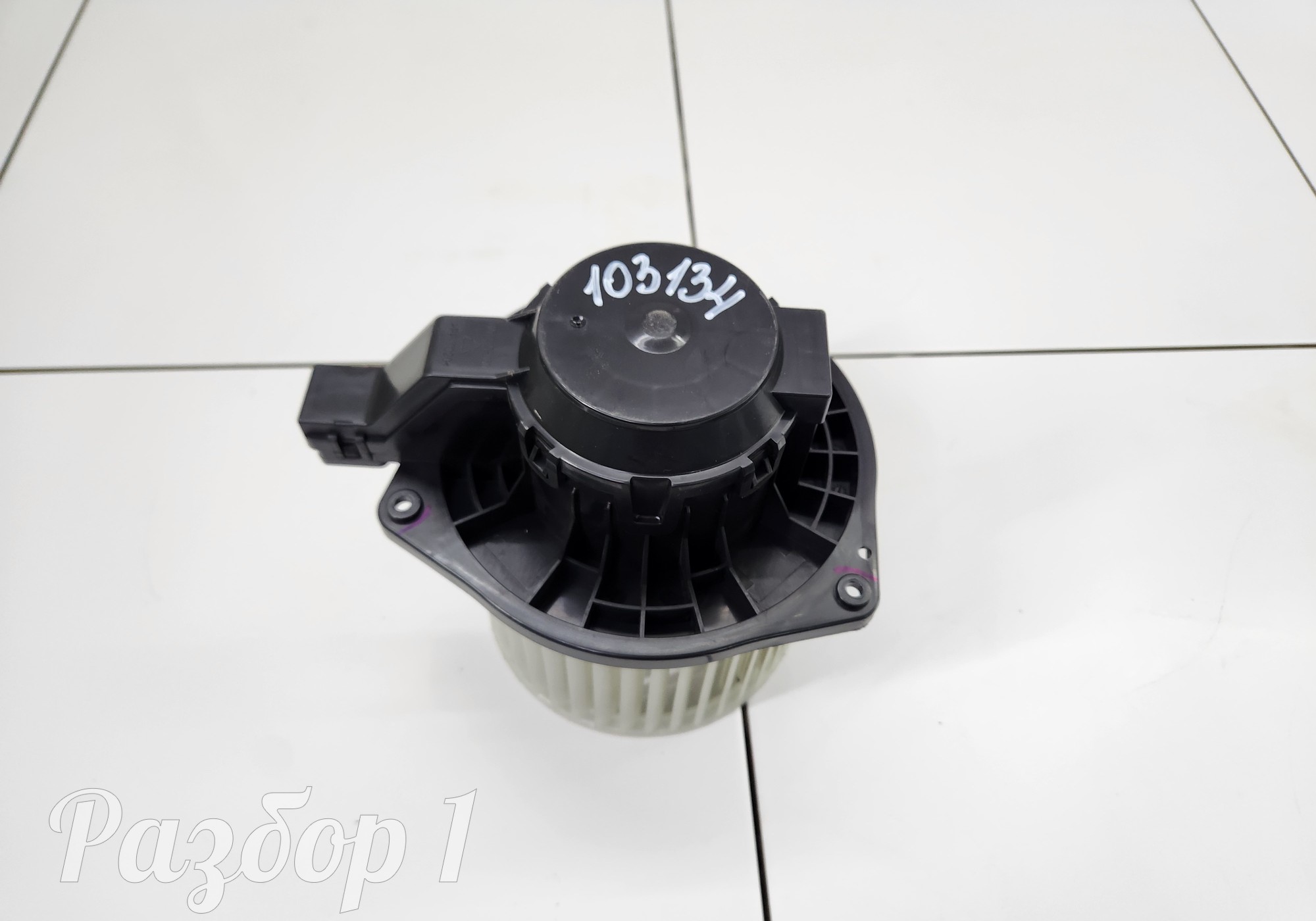 8022041800 Вентилятор отопителя для Geely Emgrand (SS11) (с 2021)
