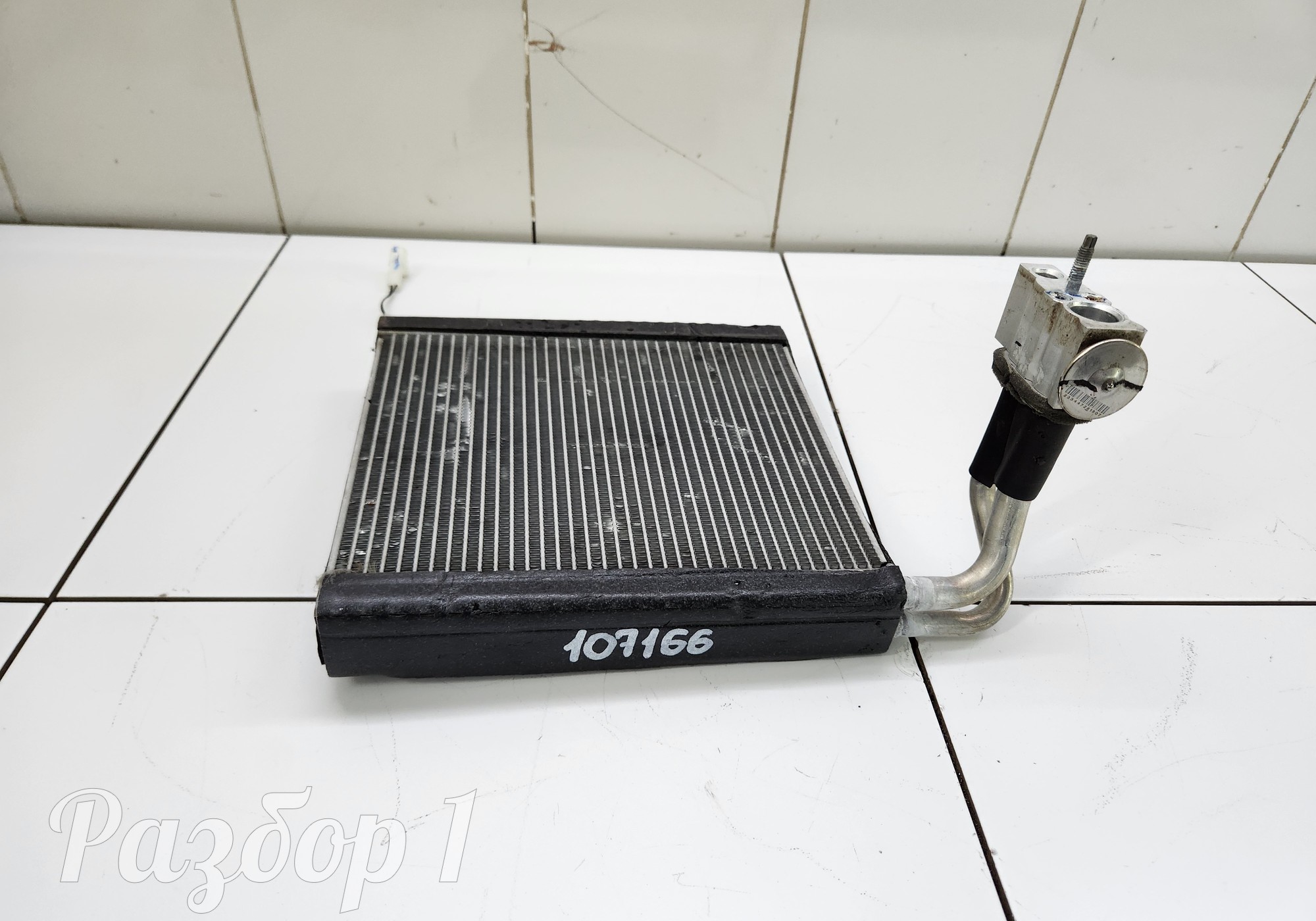 Радиатор кондиционера (конденсер) для Changan UNI-V (с 2022)