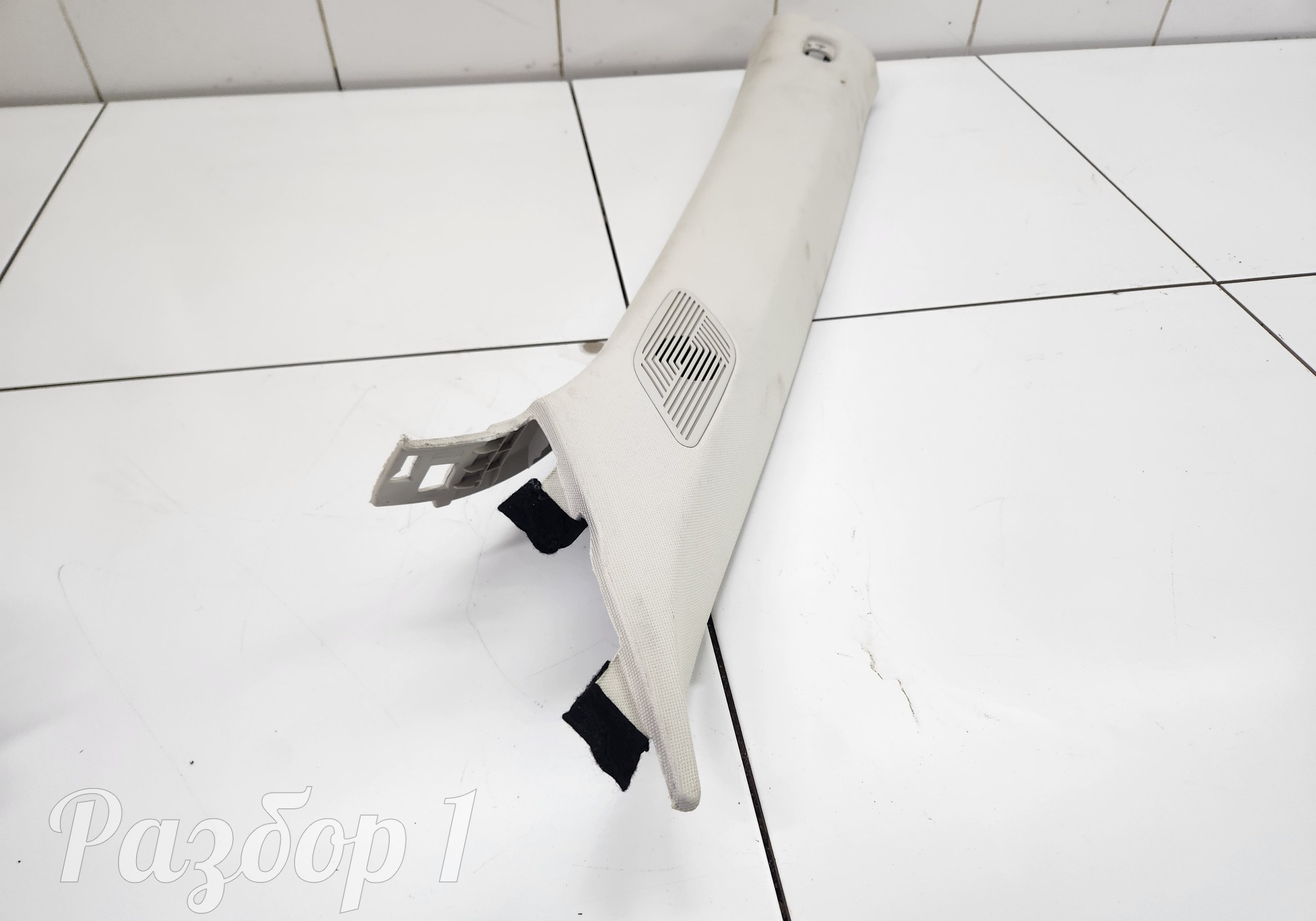 5402025BA01B Обшивка передней стойки (левая) для Faw Bestune B70 (с 2020)