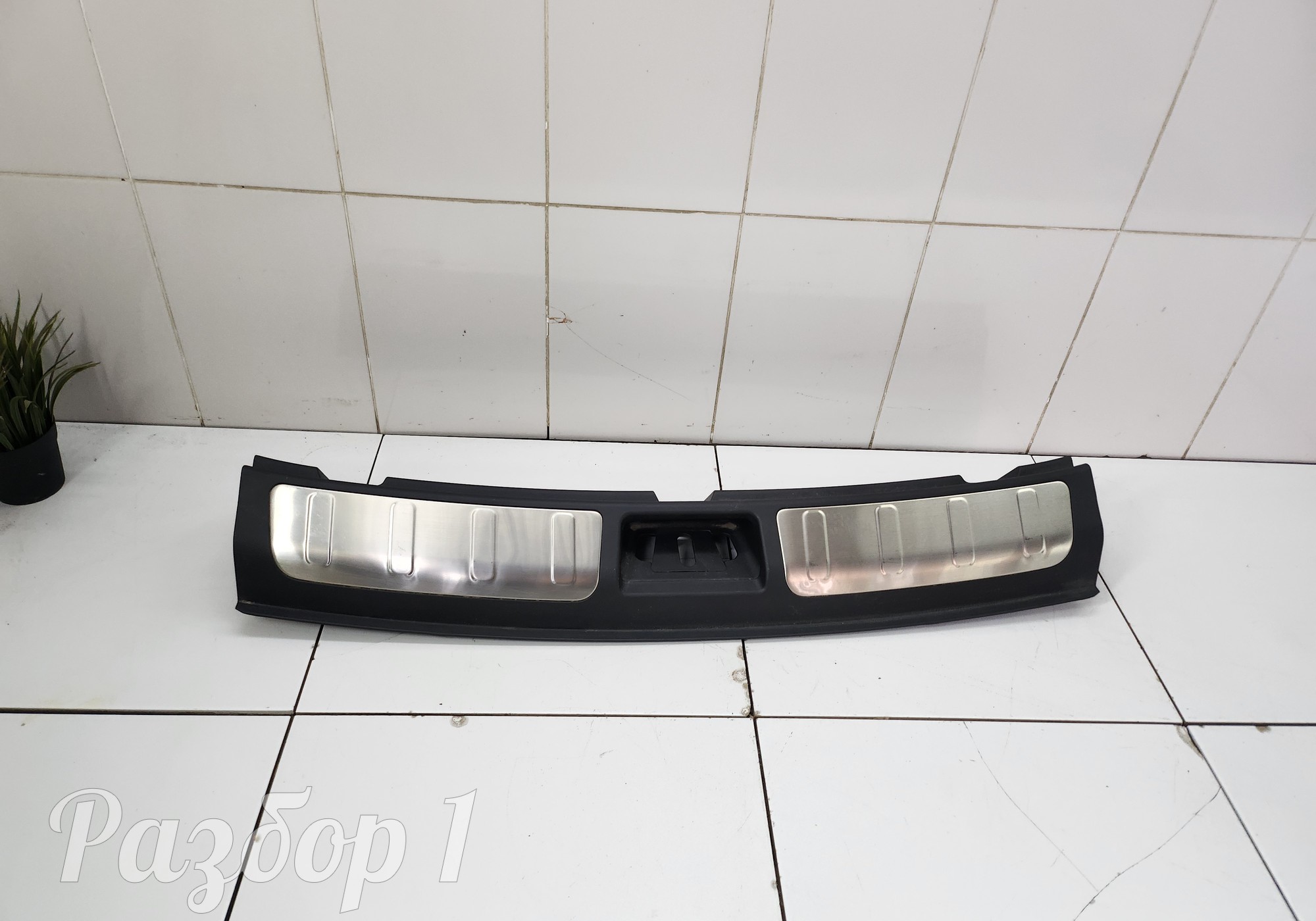 6600003585 Обшивка багажника для Geely Atlas Pro (с 2021)