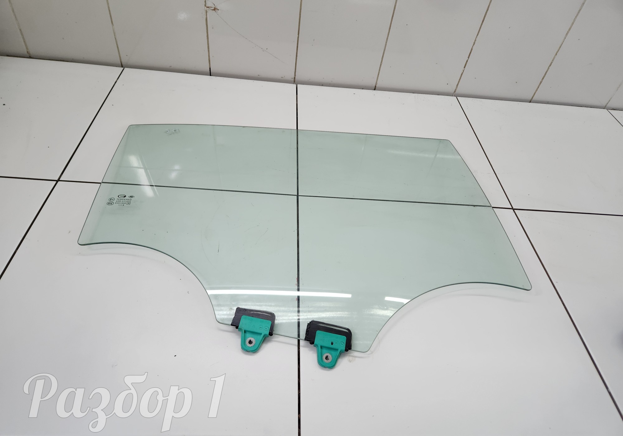 Стекло двери заднее правое для Gac GS3 (с 2024)