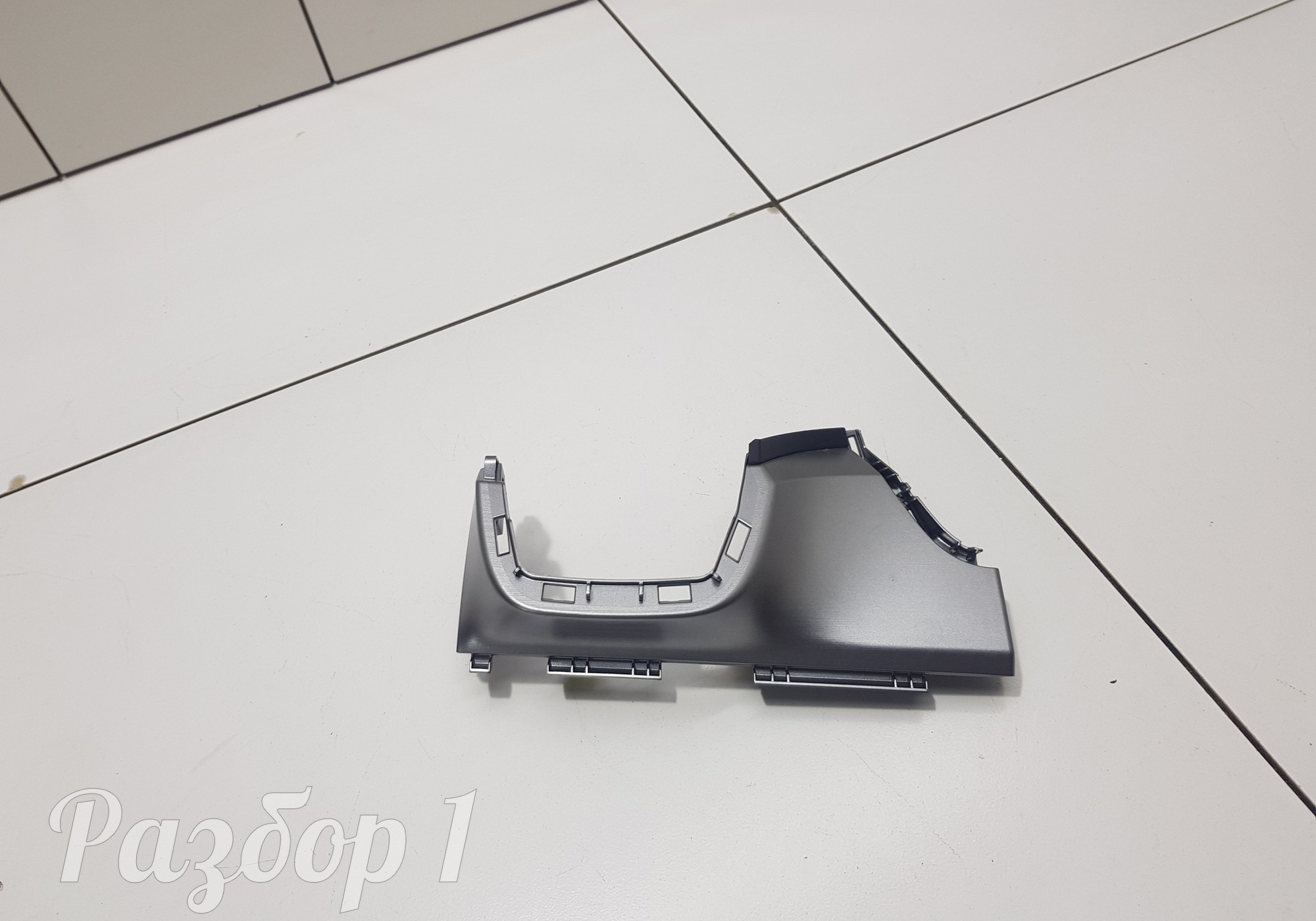 6600058829943 Накладка декоративная на торпеду для Geely Coolray (с 2020)