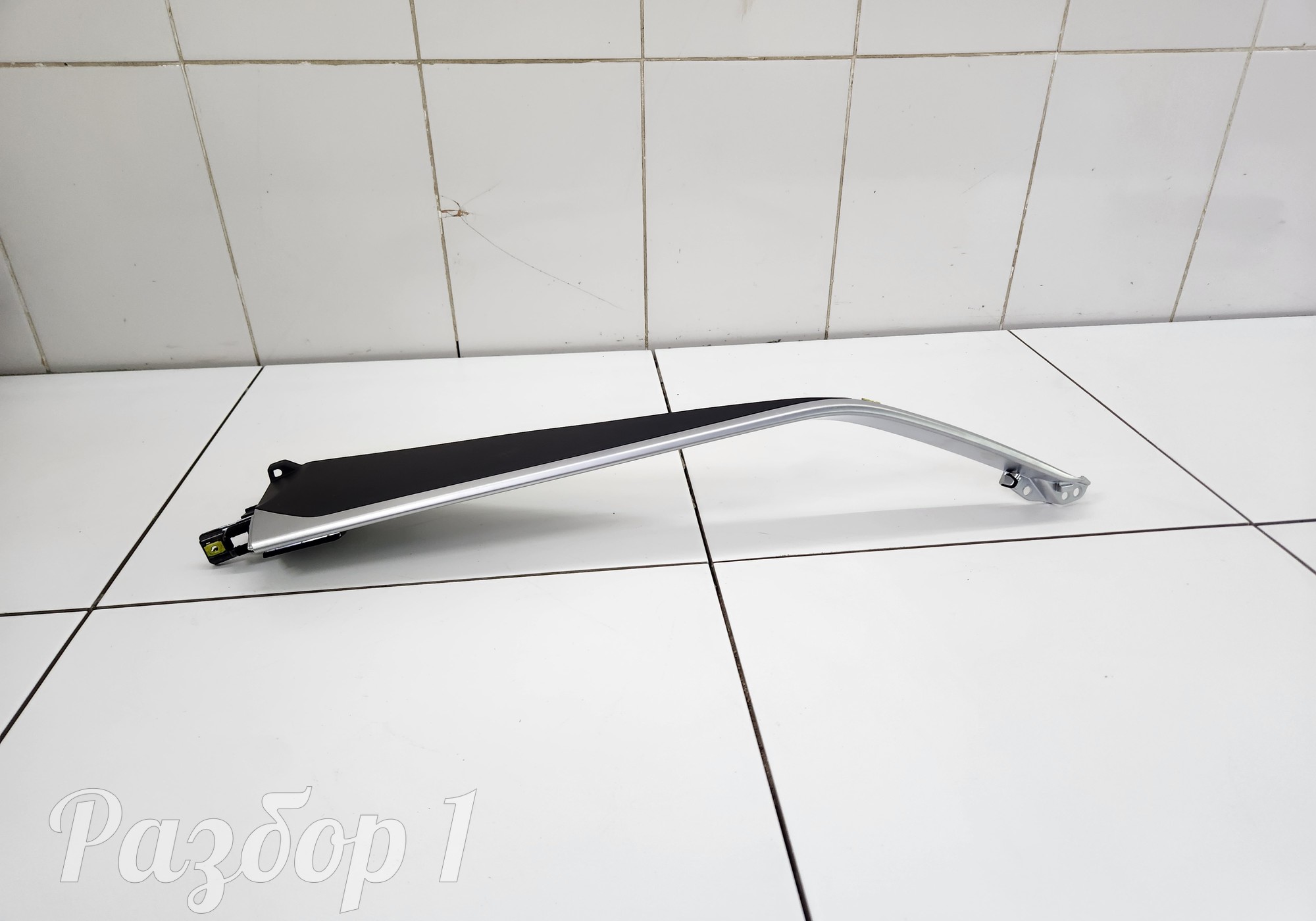 6600040890 Накладка торпеды для Geely Tugella (с 2019)