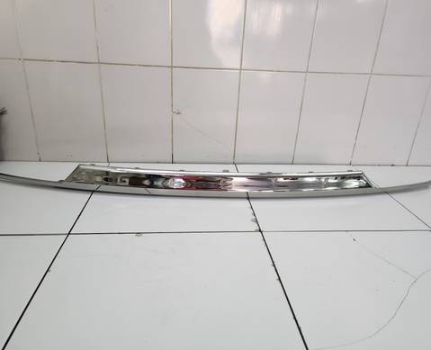 8891147369 Накладка крышки багажника для Geely Atlas Pro (с 2021)