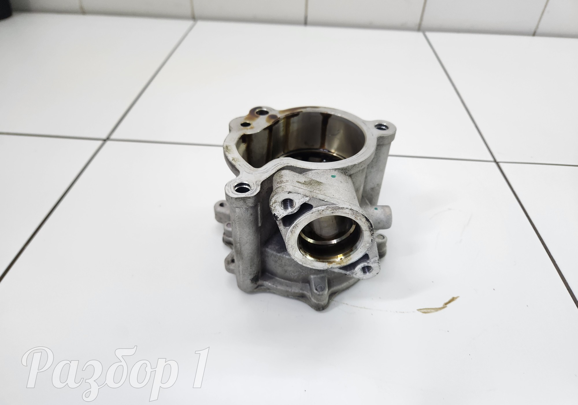 32208309 Насос вакуумный для Geely Tugella (с 2019)