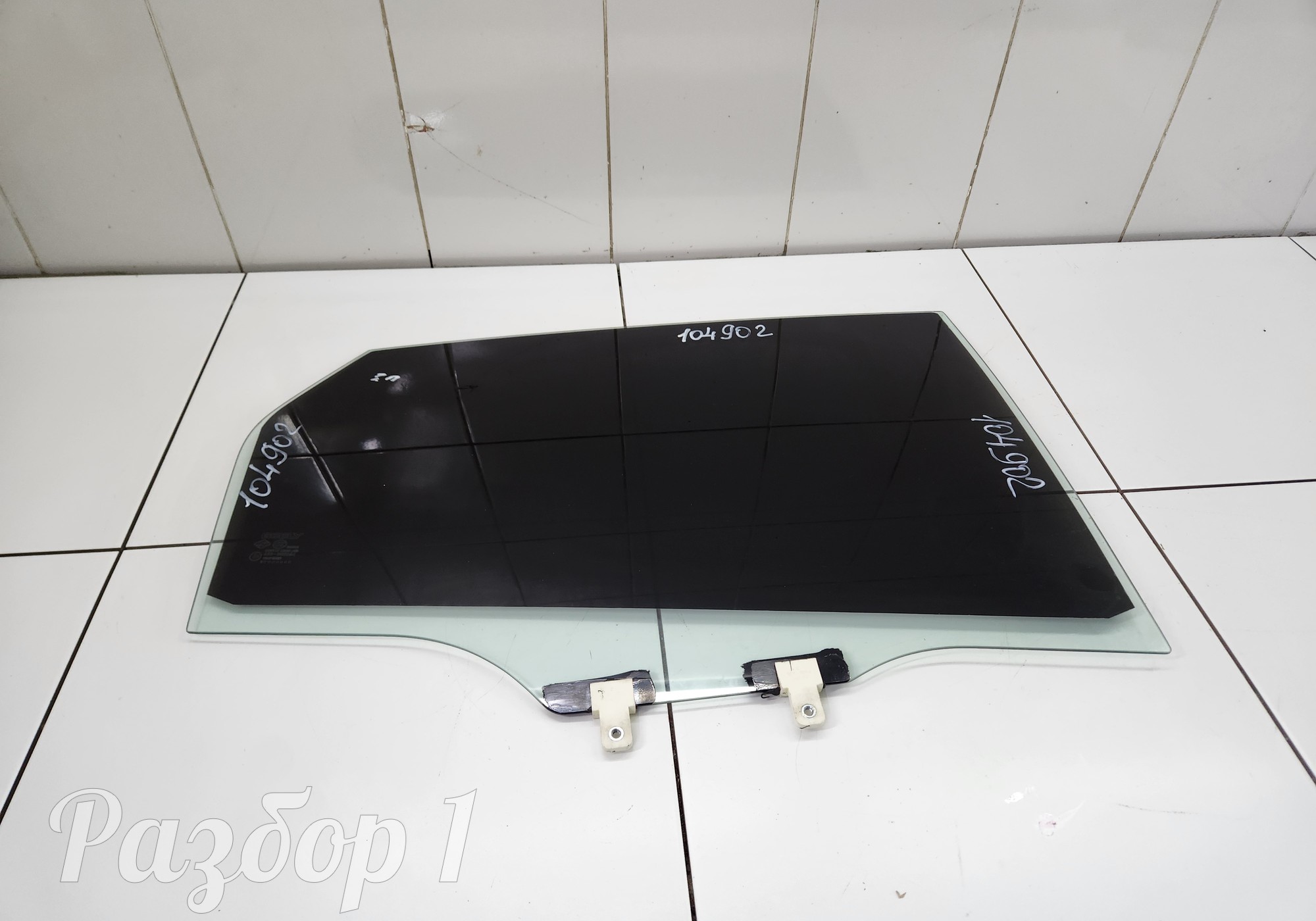 Стекло двери заднее правое для Geely Tugella (с 2019)