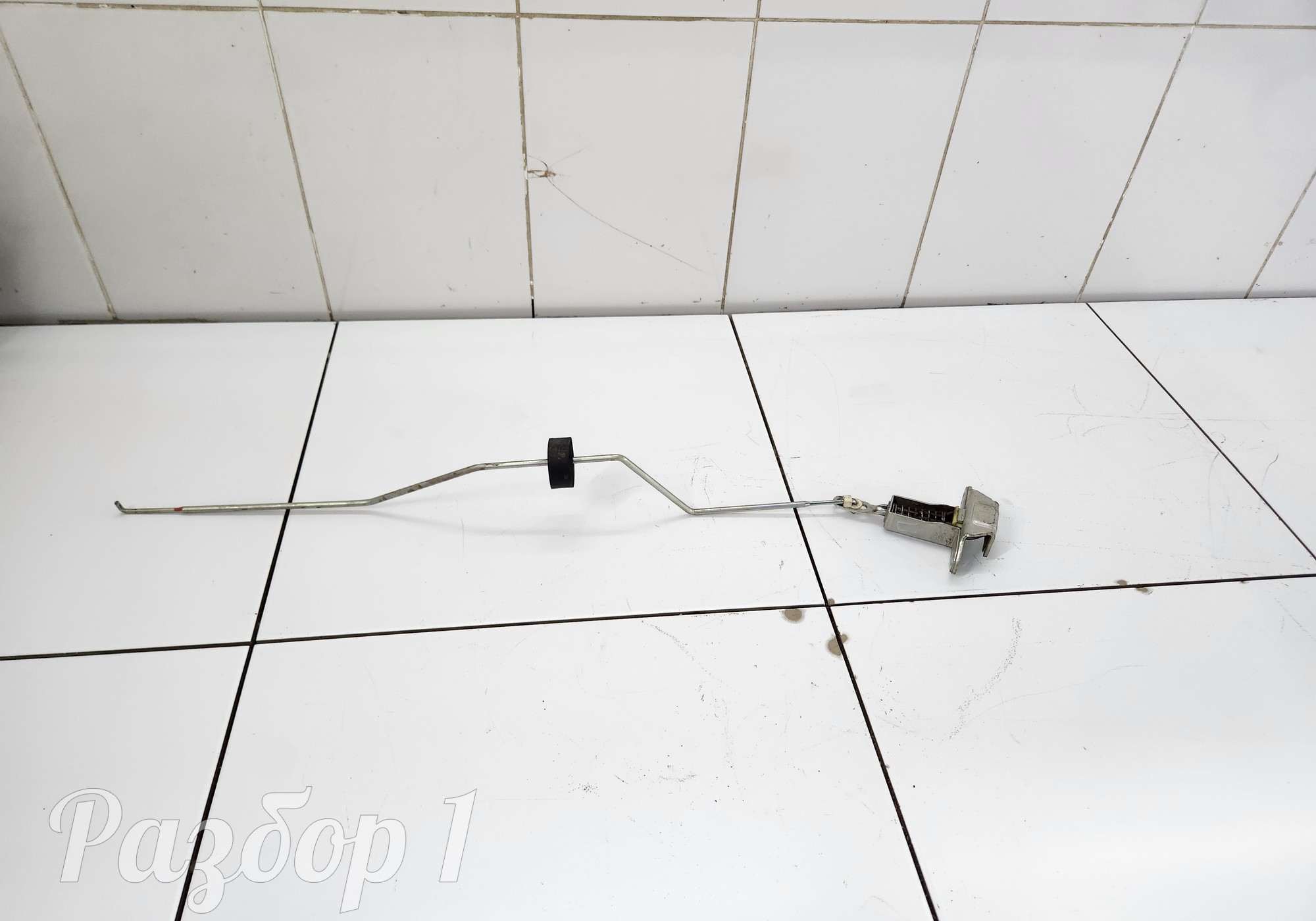 Замок открывания заднего борта правый для Great Wall Poer (с 2019)