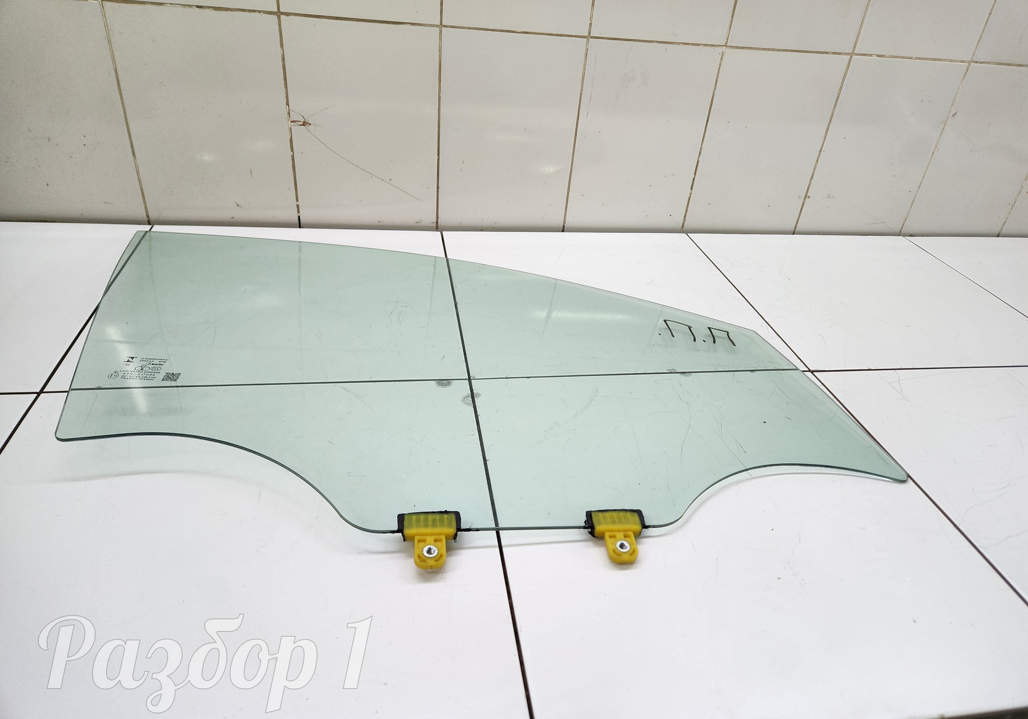 555000356AA Стекло двери переднее правое для Jaecoo J8 (с 2024)