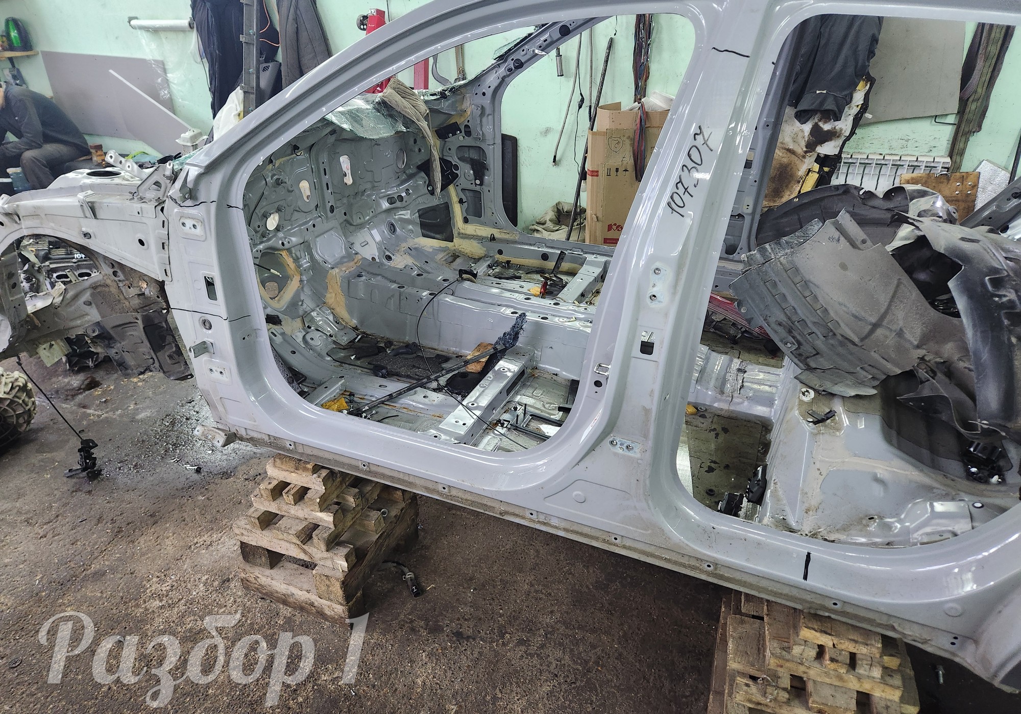 Порог с центральной стойкой левый для Changan UNI-V (с 2022)