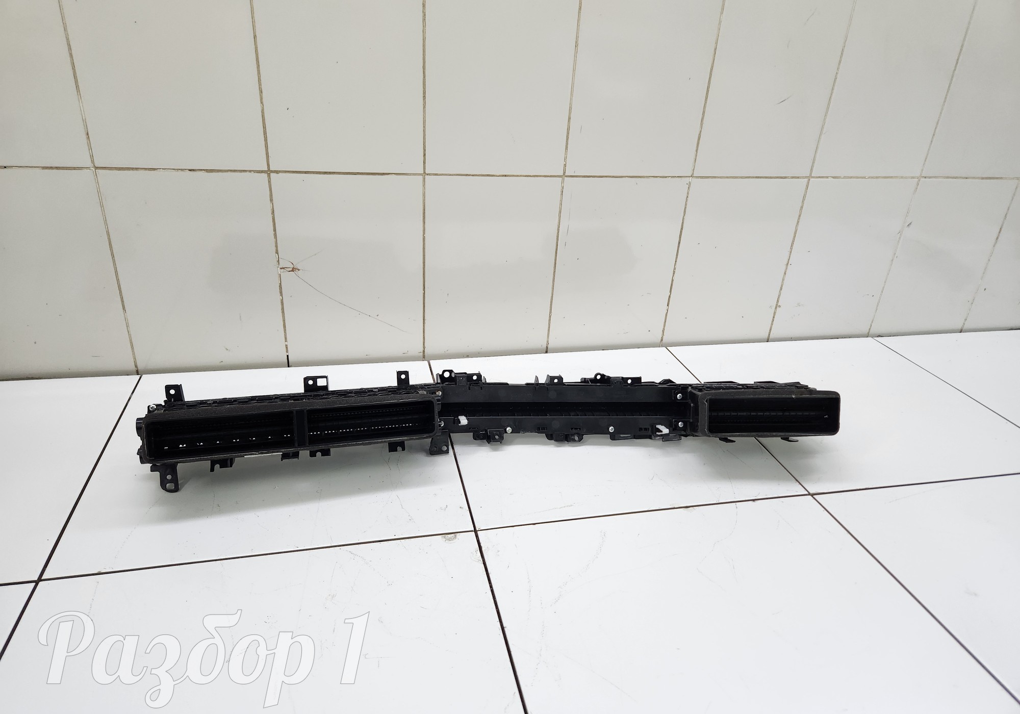 Дефлектор воздушный центральный для Changan UNI-V (с 2022)