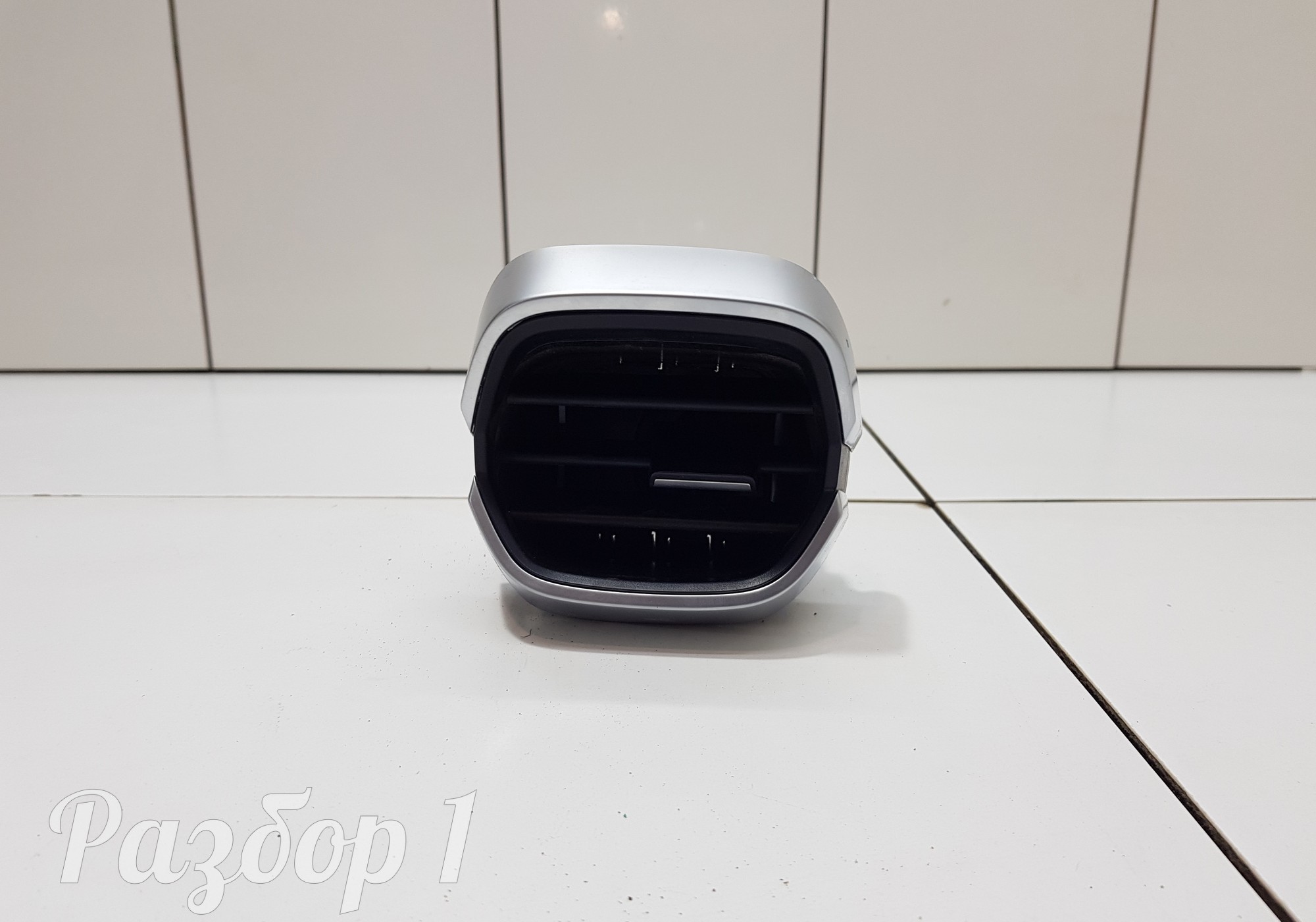 6600041450898 Дефлектор воздушный правый для Geely Coolray (с 2020)