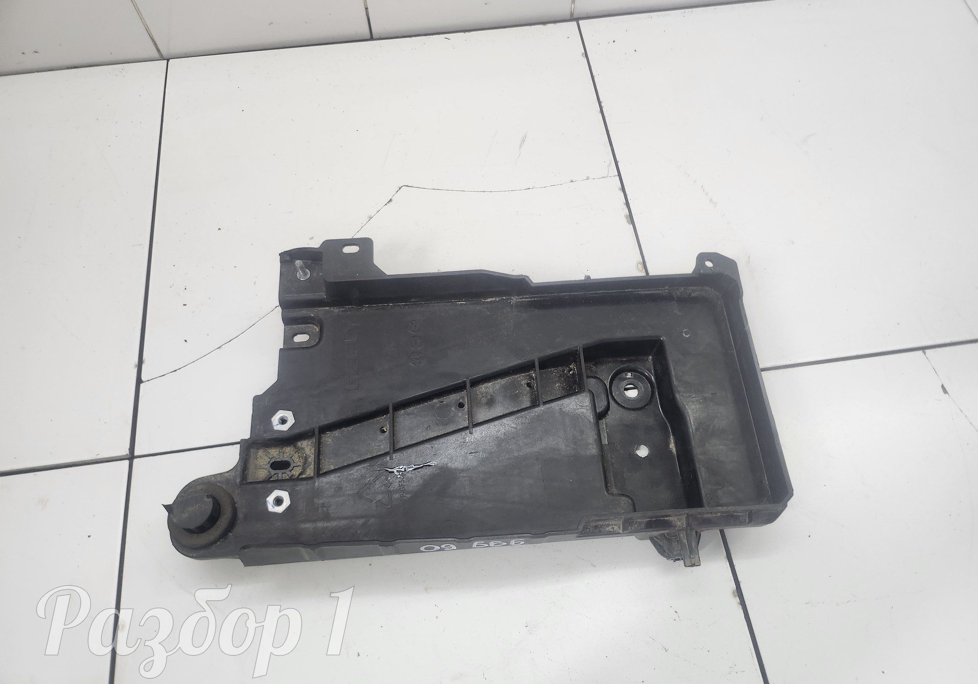 8891047935 Площадка аккумулятора для Geely Tugella (с 2019)