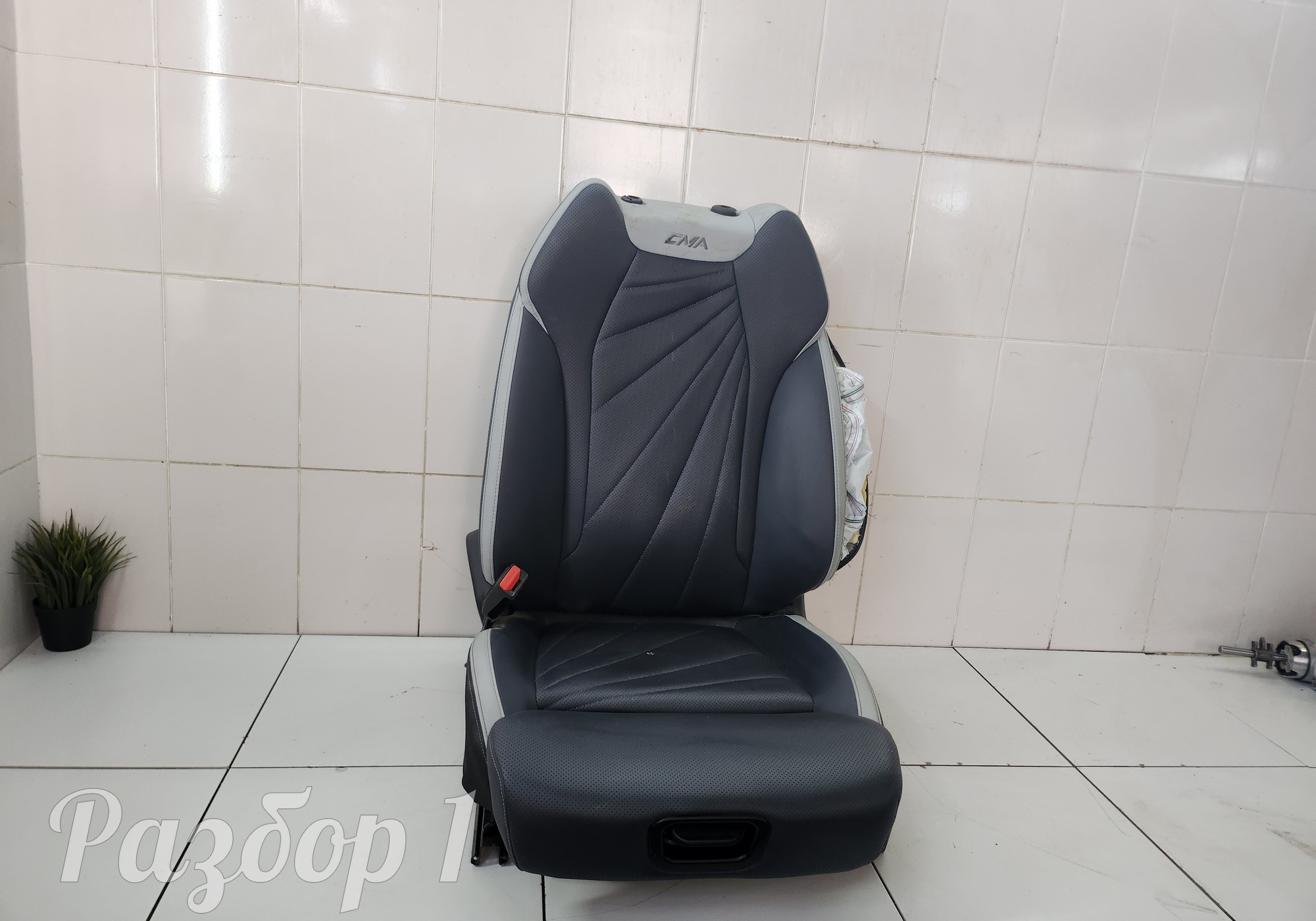 Сиденье переднее левое для Geely Atlas II (с 2023)