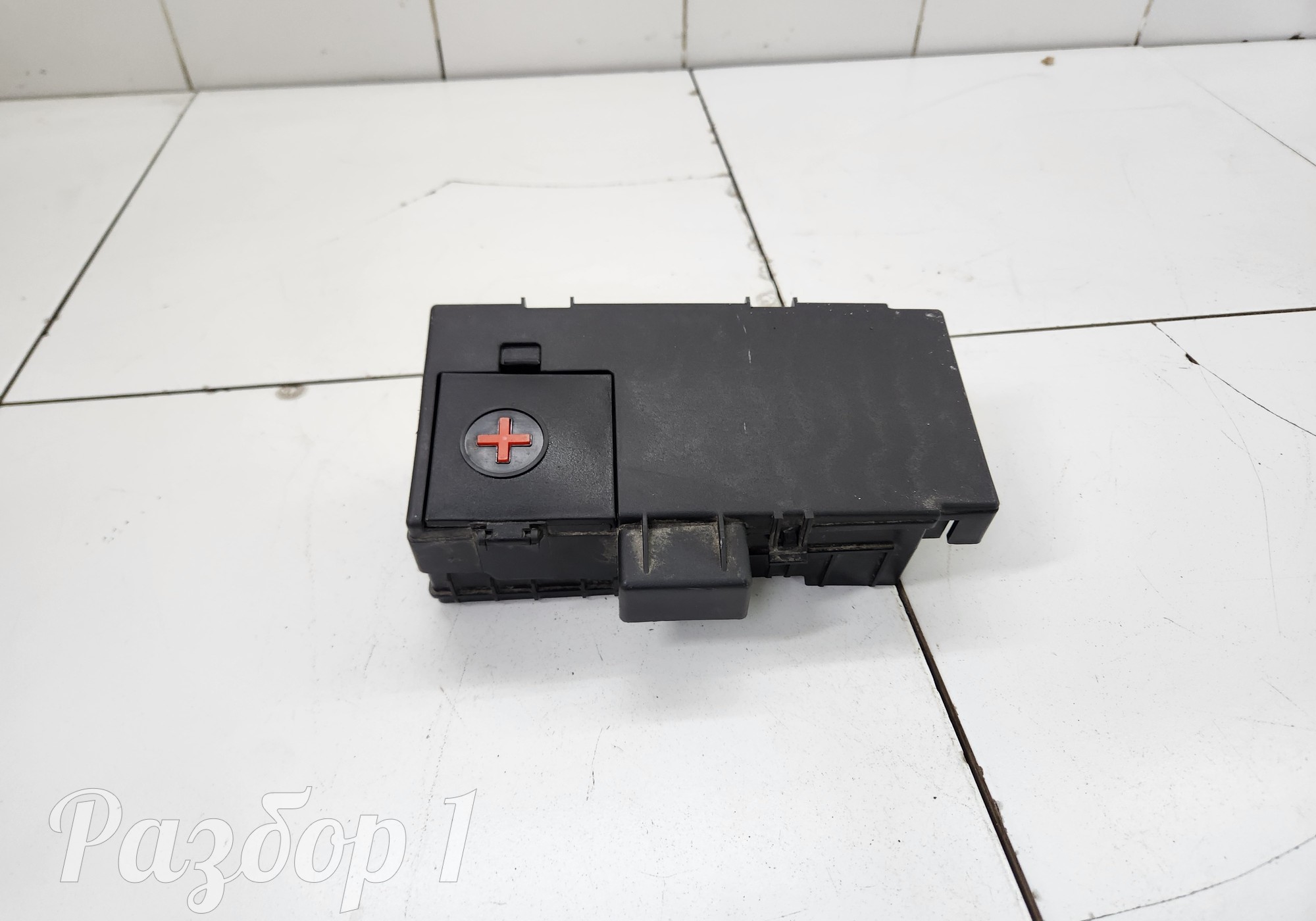 Клемма (крышка)+ для Changan UNI-T (с 2020)