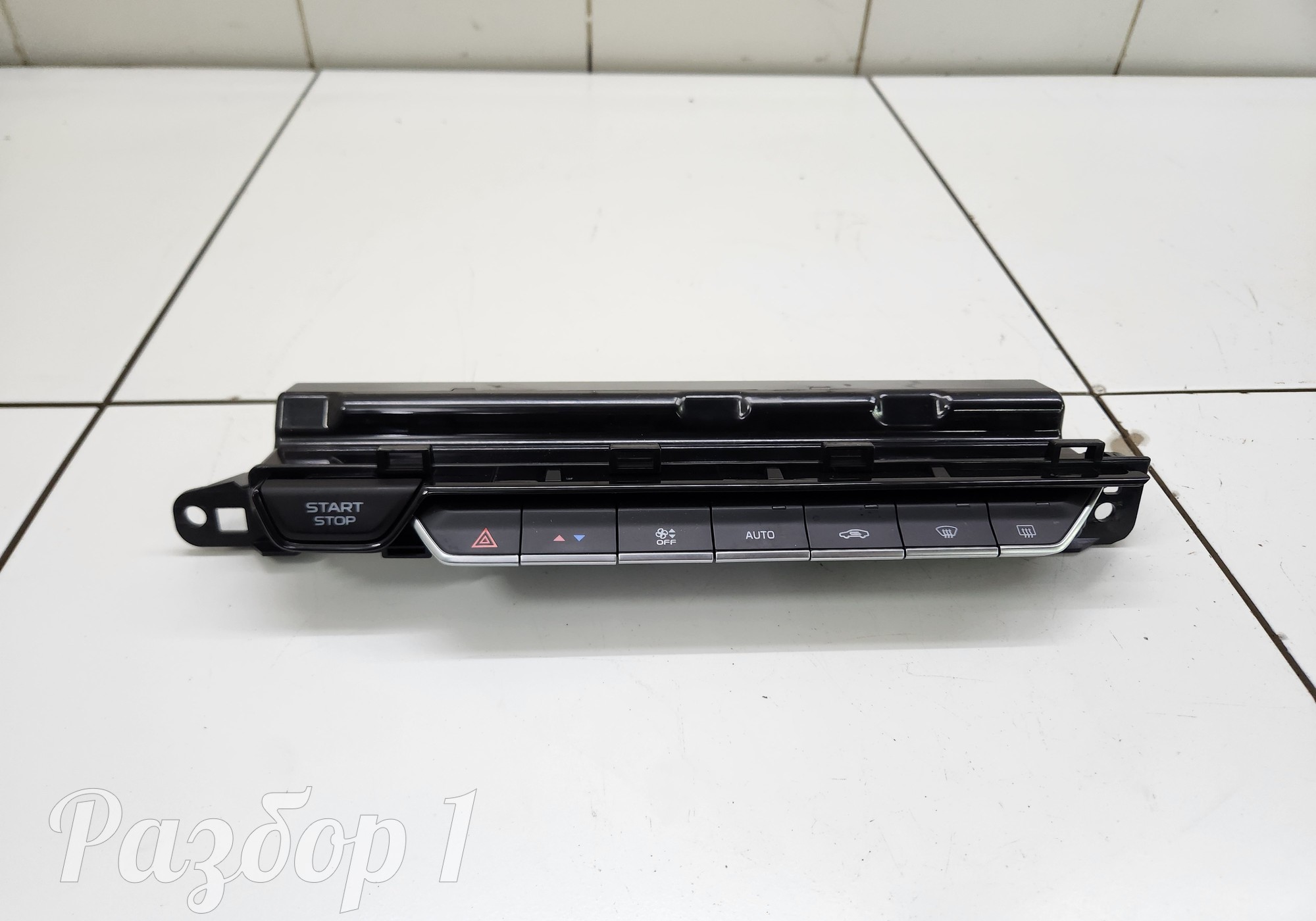 8893948170 Блок управления климатом для Geely Emgrand (SS11) (с 2021)