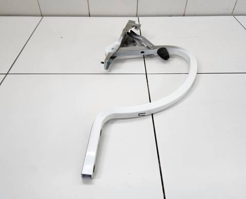 8889622596 Петля крышки багажника правая для Geely Emgrand (SS11) (с 2021)