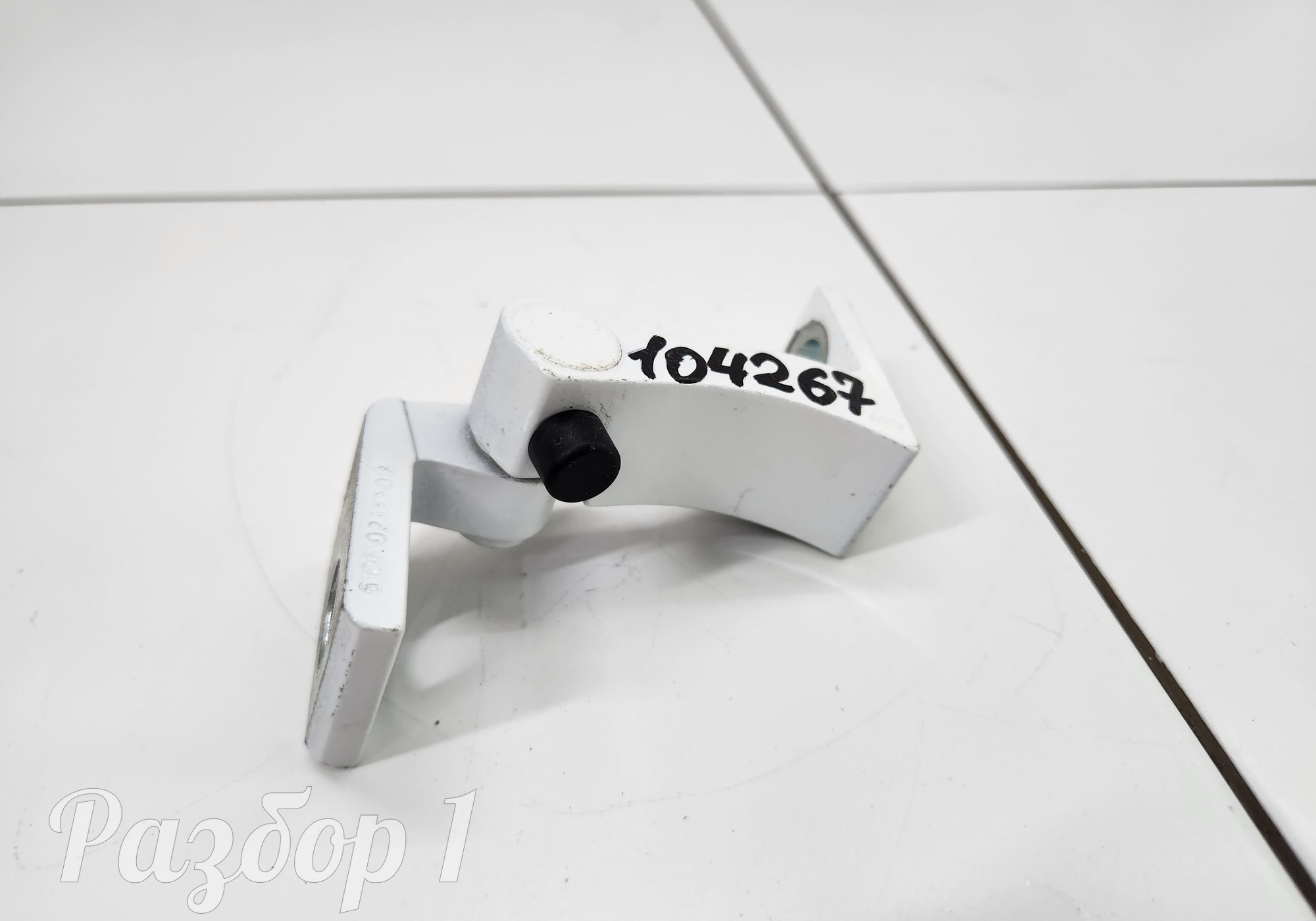 6106102AKN01A Петля двери задняя правая нижняя для Haval H3 (с 2024)