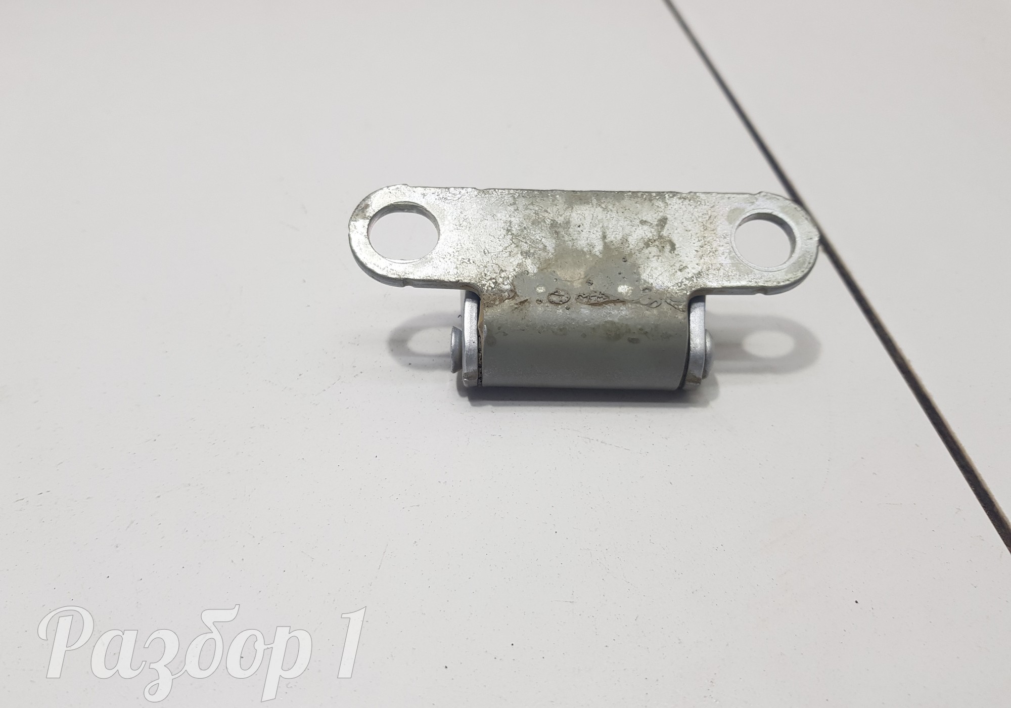 06203335 Петля крышки багажника правая для Geely Coolray