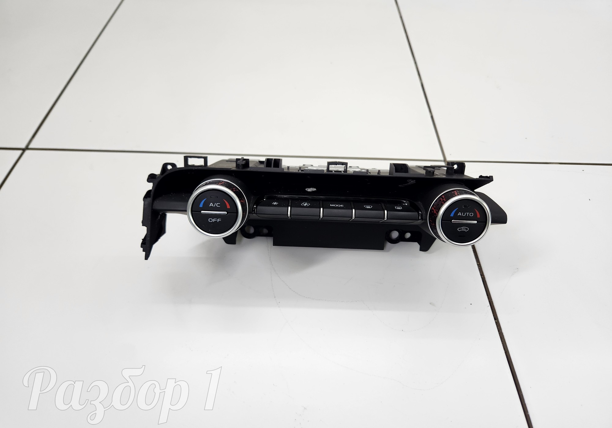 6600000984R03 Блок управления климатом для Geely Tugella (с 2019)