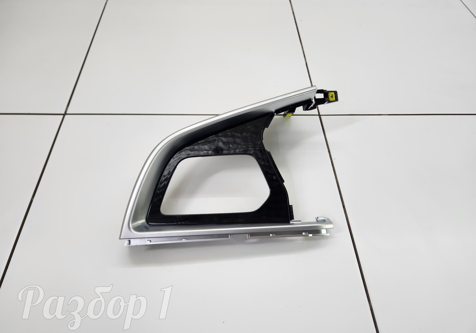 6600015870 Накладка торпеды для Geely Tugella (с 2019)