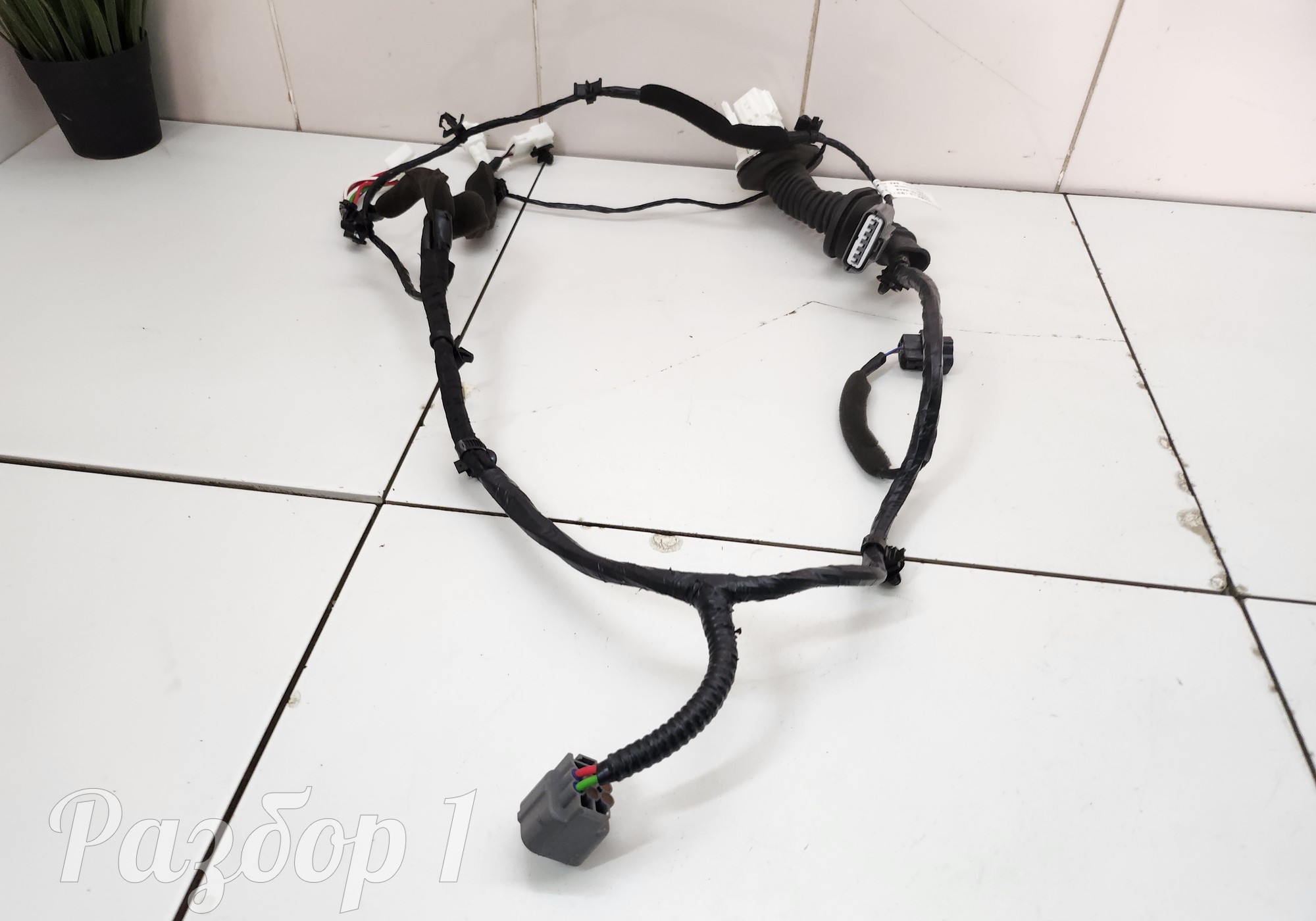 4002104XKZ3MA Электропроводка передней правой двери для Haval M6 II (с 2021)