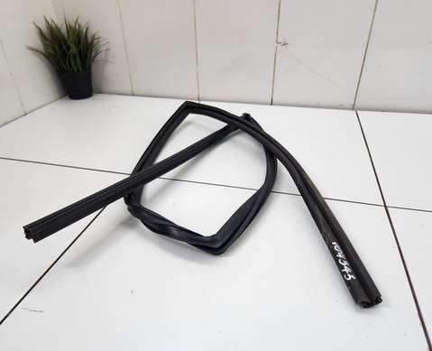 Уплотнитель стекла передней левой двери для Gac GS3 (с 2024)