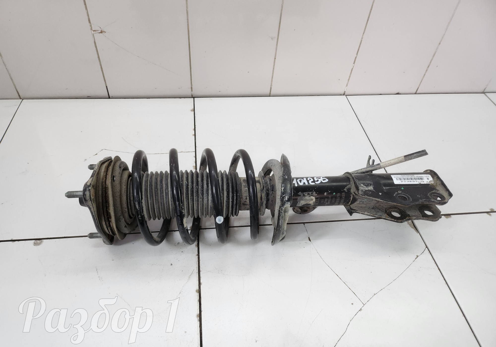 4013090400 Амортизатор передний правый в сборе для Geely Emgrand (SS11) (с 2021)