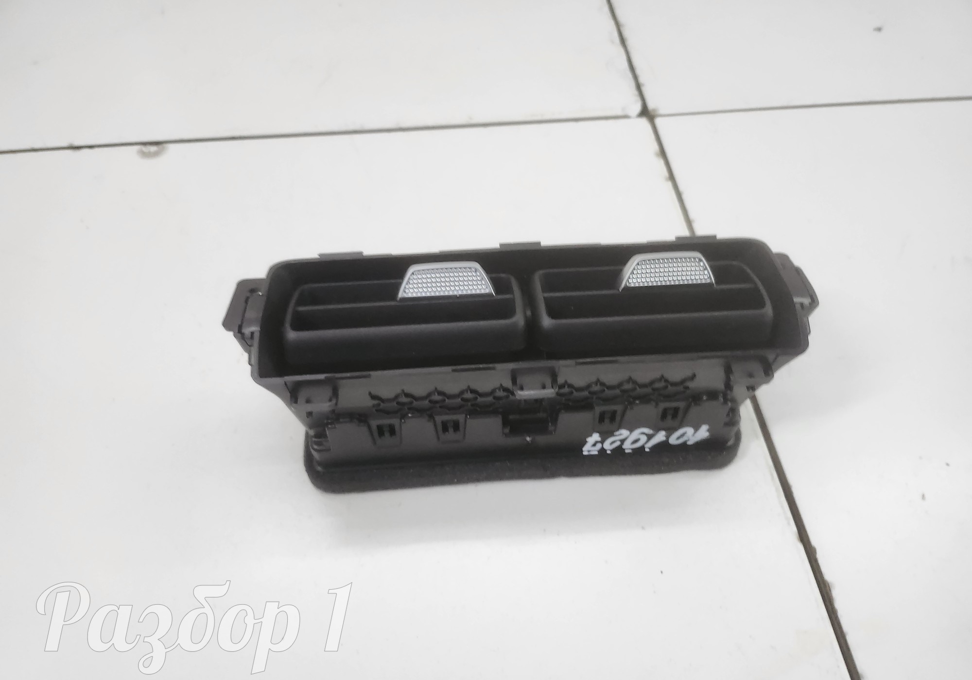 T285305201 Дефлектор воздушный для Chery Tiggo 9 (с 2023)