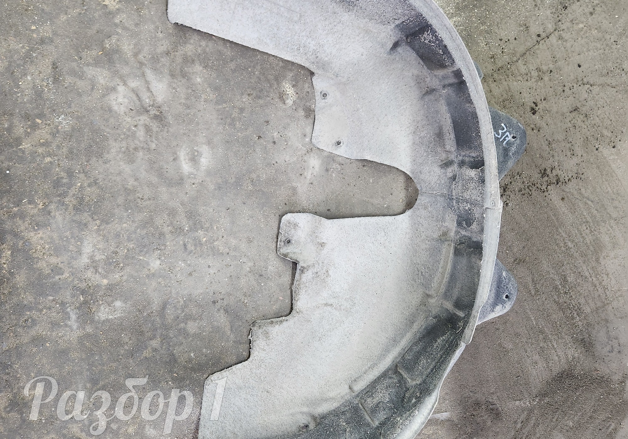 Локер задний правый для Geely Tugella (с 2019)