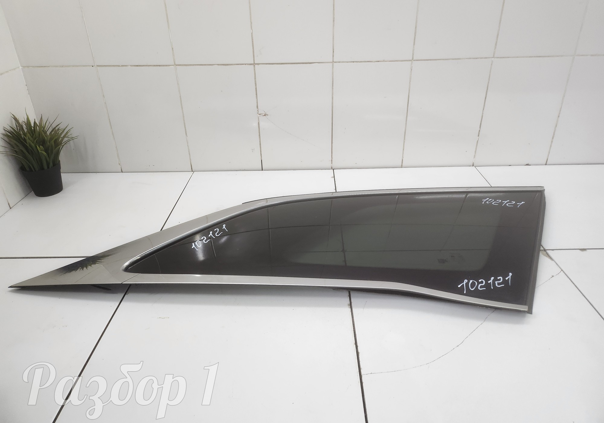 555000701AA Стекло кузовное правое для Chery Tiggo 9 (с 2023)