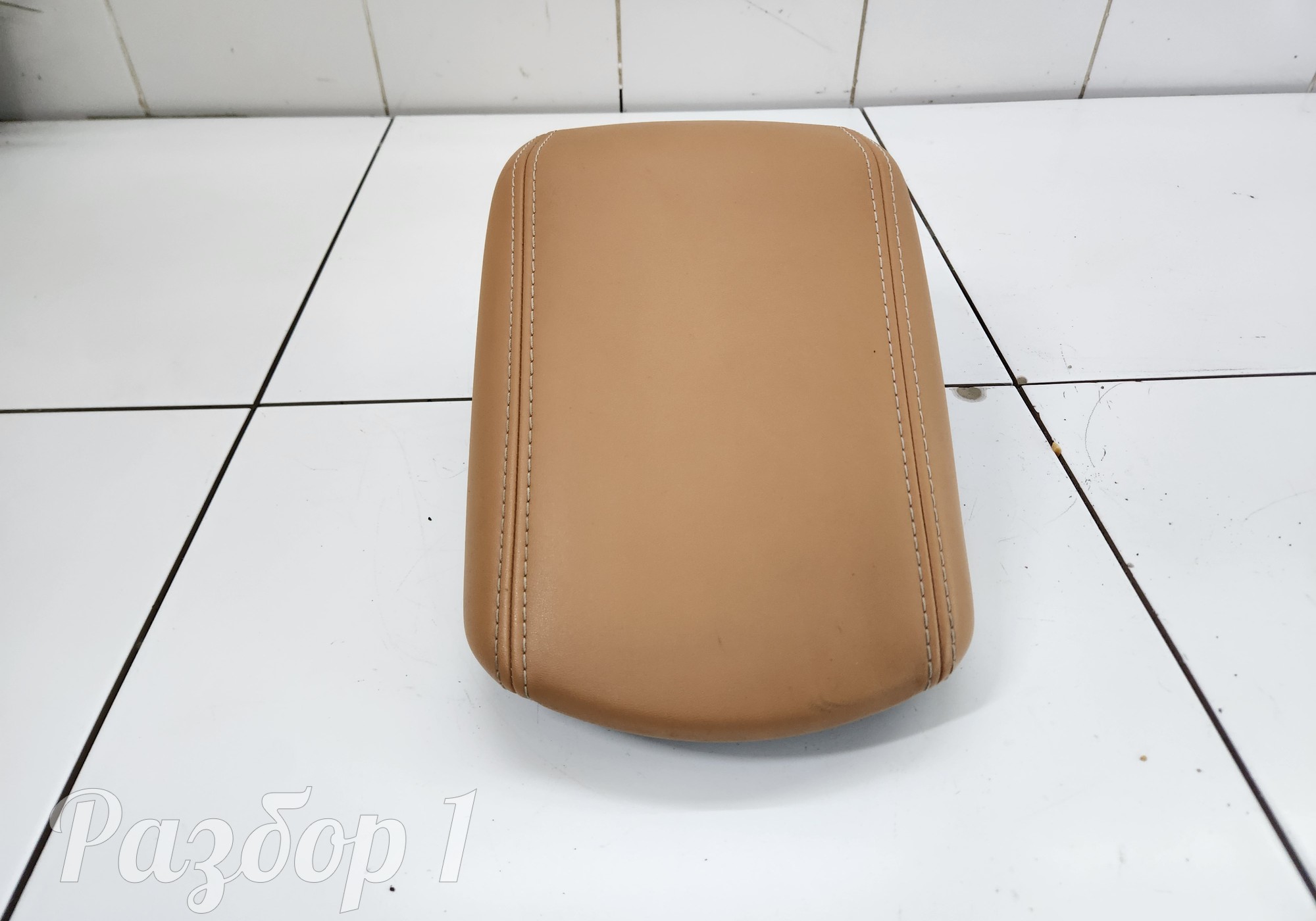 5305103XPW01AFT Подлокотник для Great Wall Poer (с 2019)