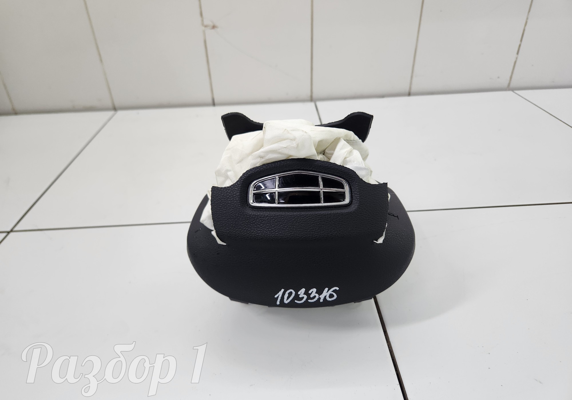 650004100 Подушка безопасности водителя для Geely Tugella (с 2019)