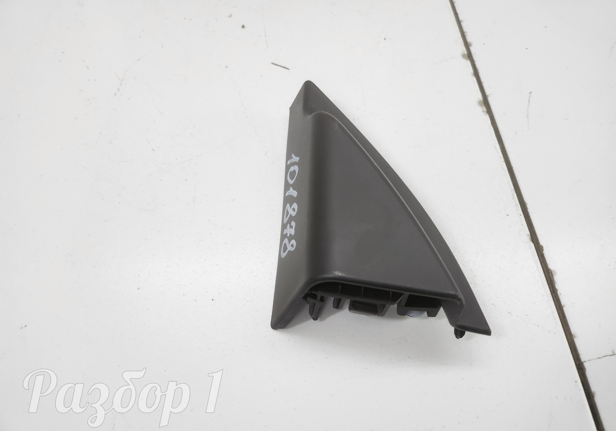 403008792AA Накладка передней левой двери для Chery Tiggo 9 (с 2023)