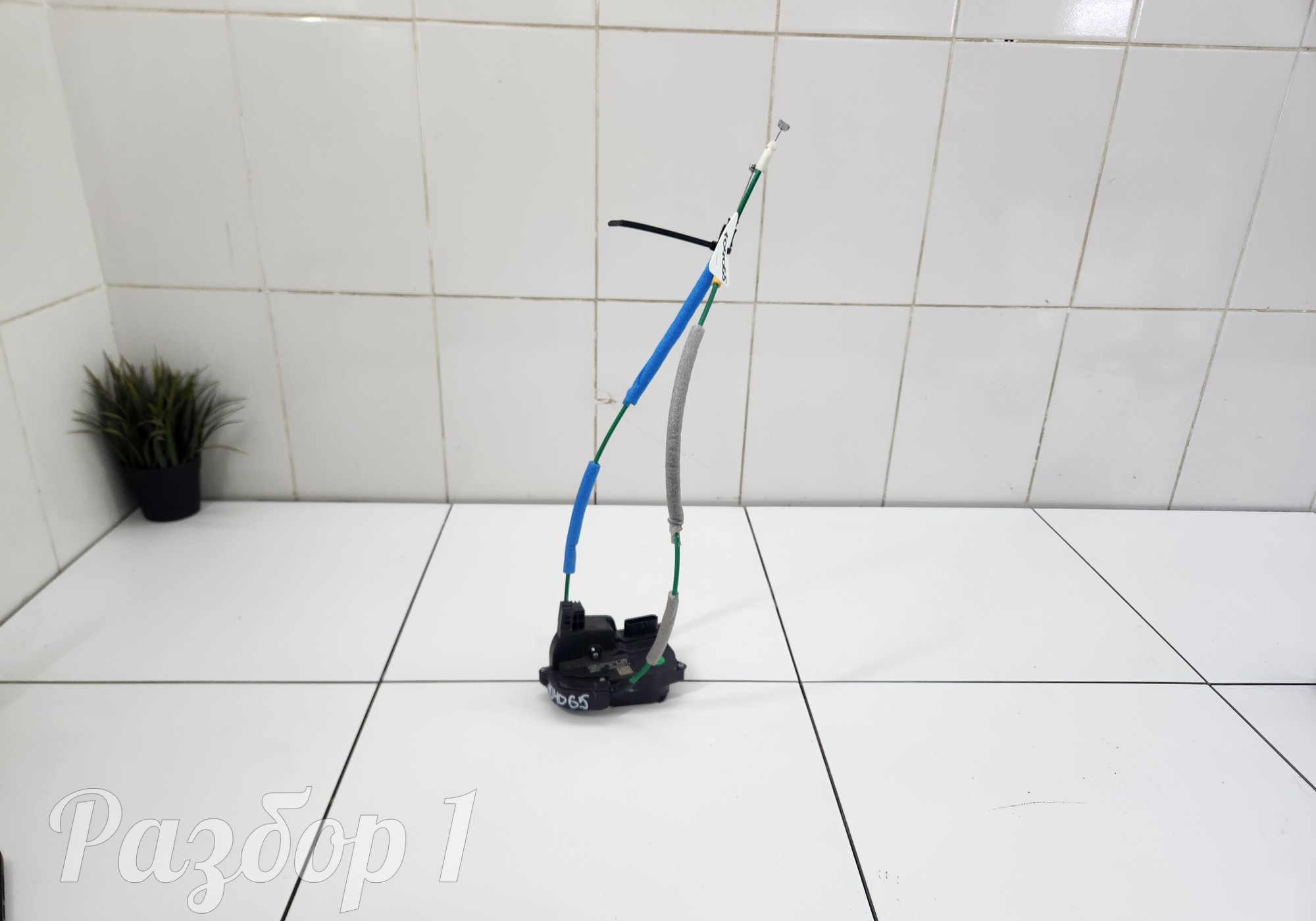 6205100XVC01A Замок задней левой двери для Haval H3 (с 2024)