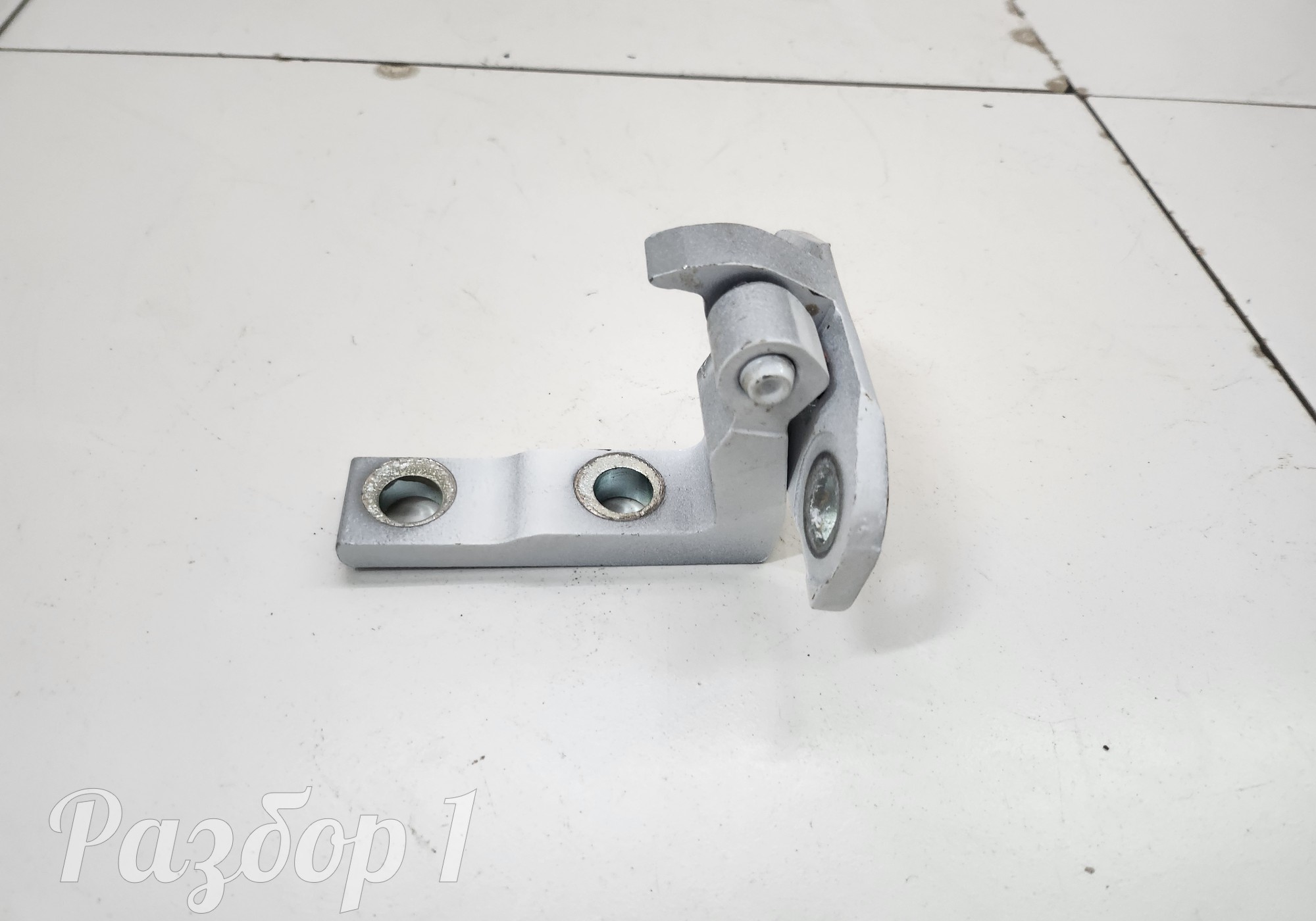 Петля двери передняя левая верхняя для Geely Tugella (с 2019)