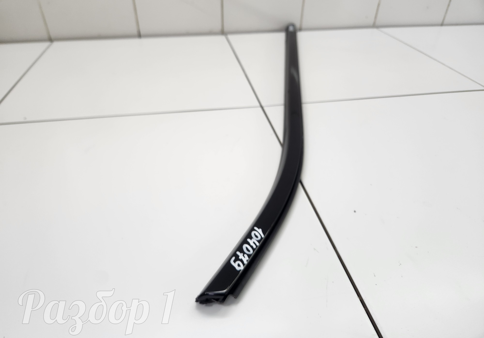 Молдинг стекла задней правой двери для Haval H3 (с 2024)