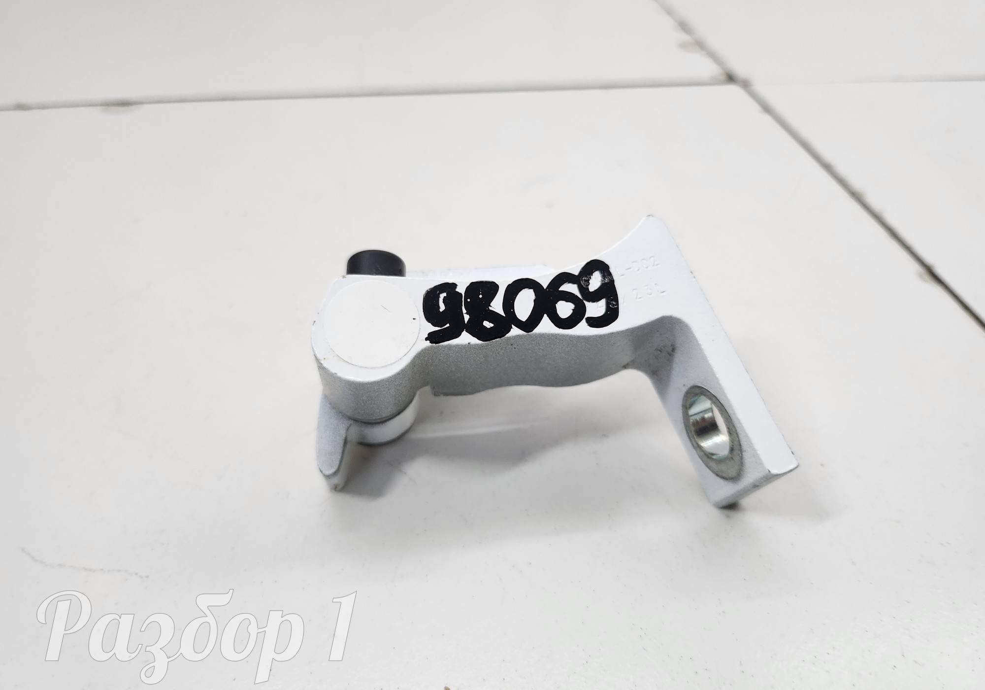 6106101XKN01A Петля двери передняя левая нижняя для Haval Dargo (с 2022)