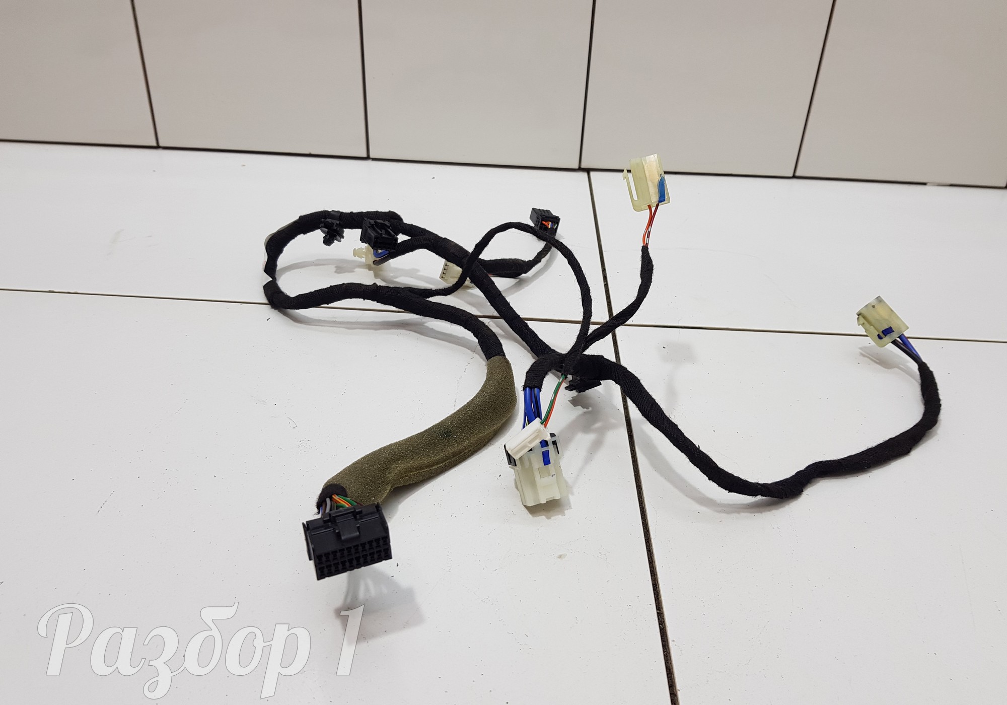 C155010451 Электропроводка отопителя для Geely Coolray (с 2020)