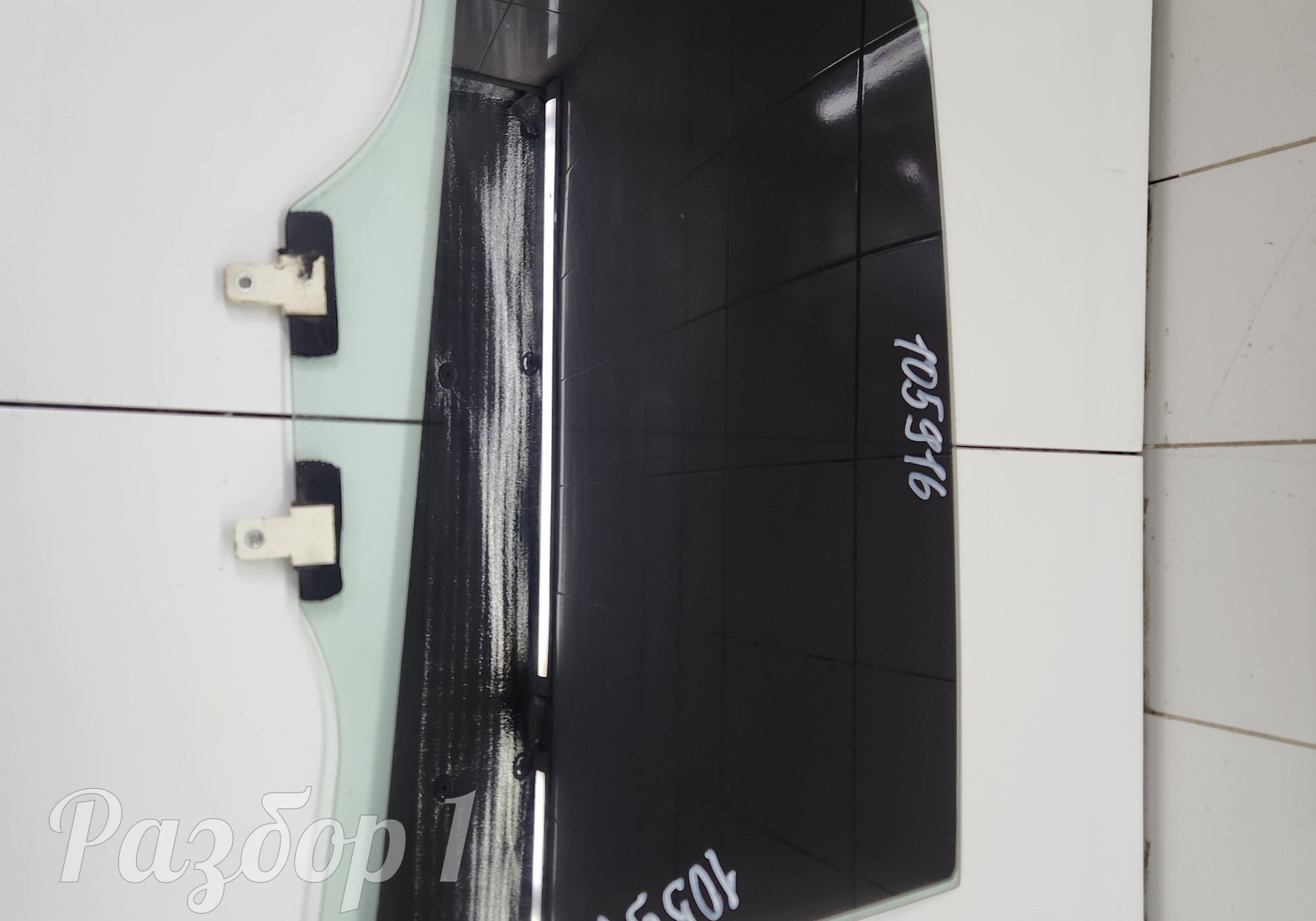 Стекло двери заднее правое для Geely Tugella (с 2019)