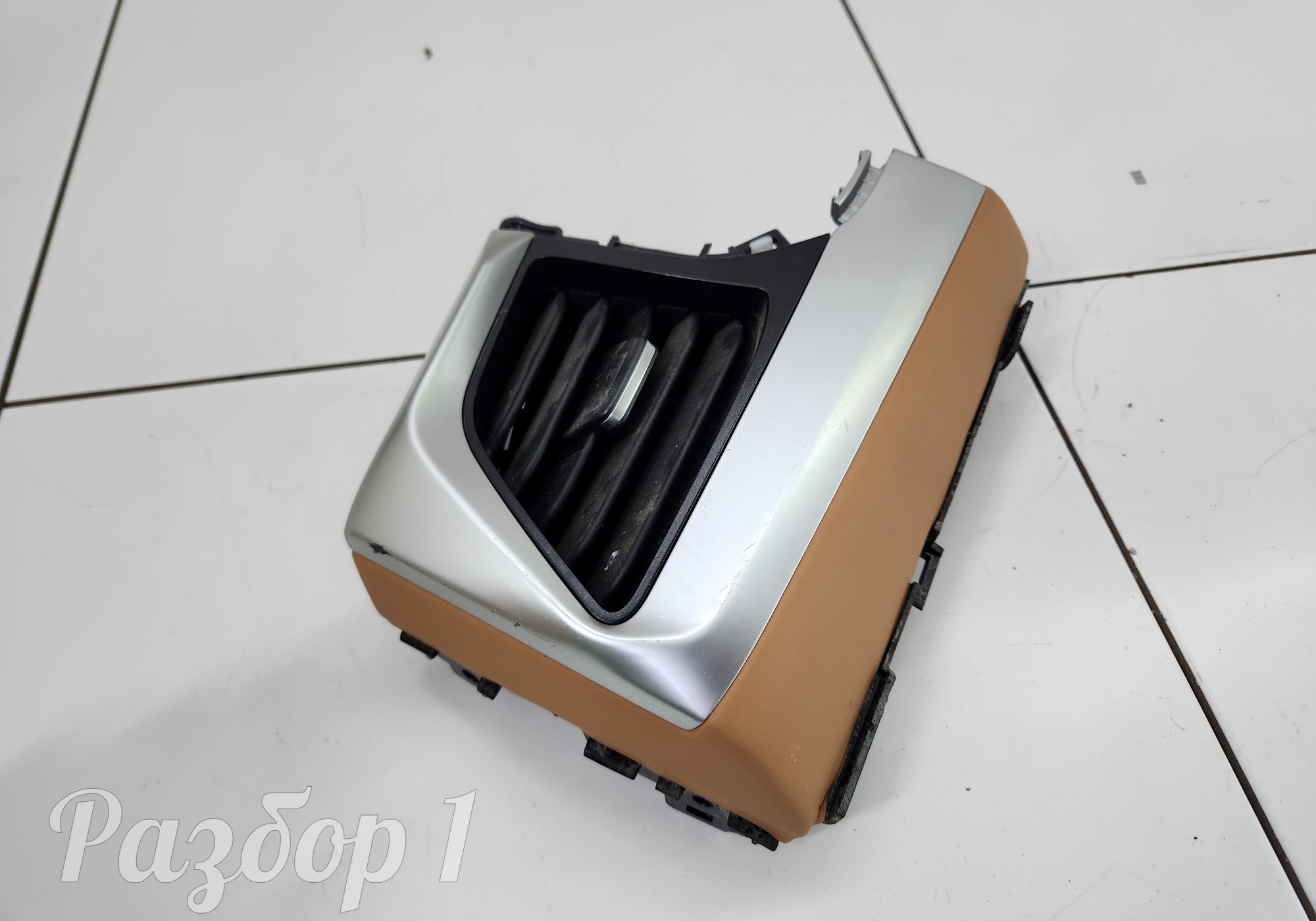 5306101XPW13A8P Накладка торпеды + дефлектор для Great Wall Poer (с 2019)