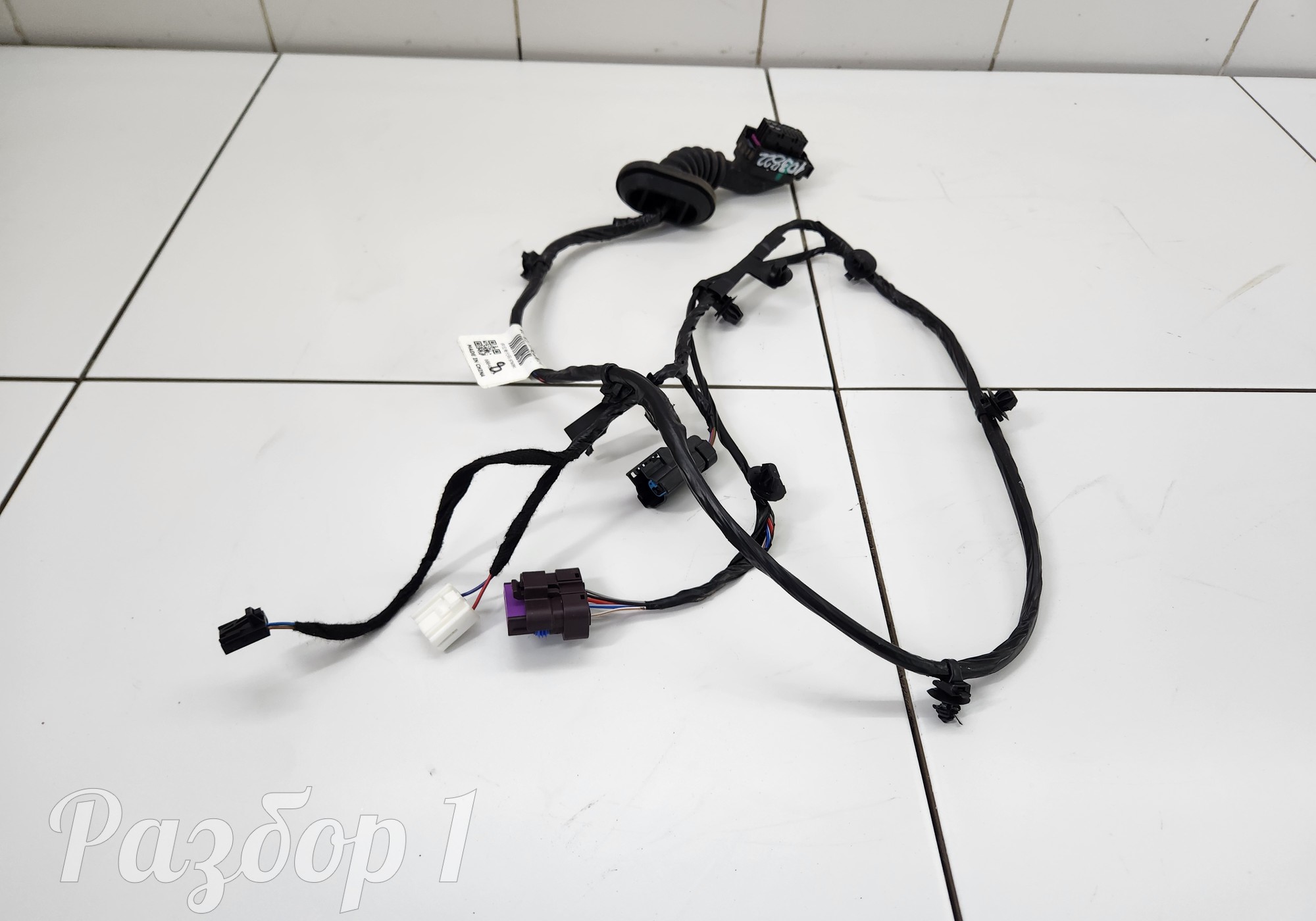 8893468588 Электропроводка задней правой двери для Geely Emgrand (SS11) (с 2021)