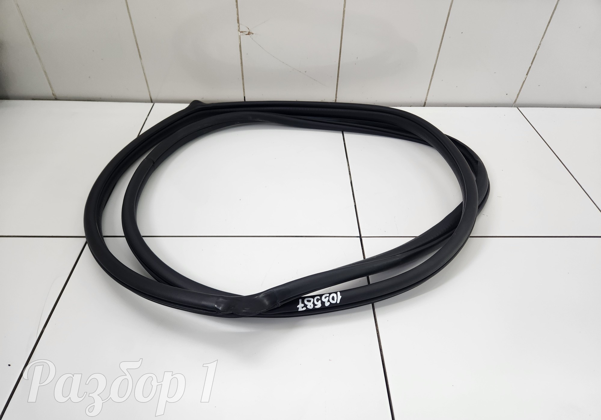 Уплотнитель проема задней левой двери для Haval M6 II (с 2021)