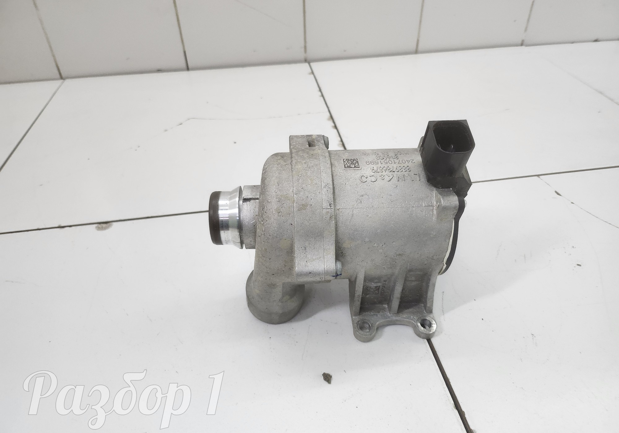 8889786879 Насос водяной (помпа) для Geely Okavango (с 2020)