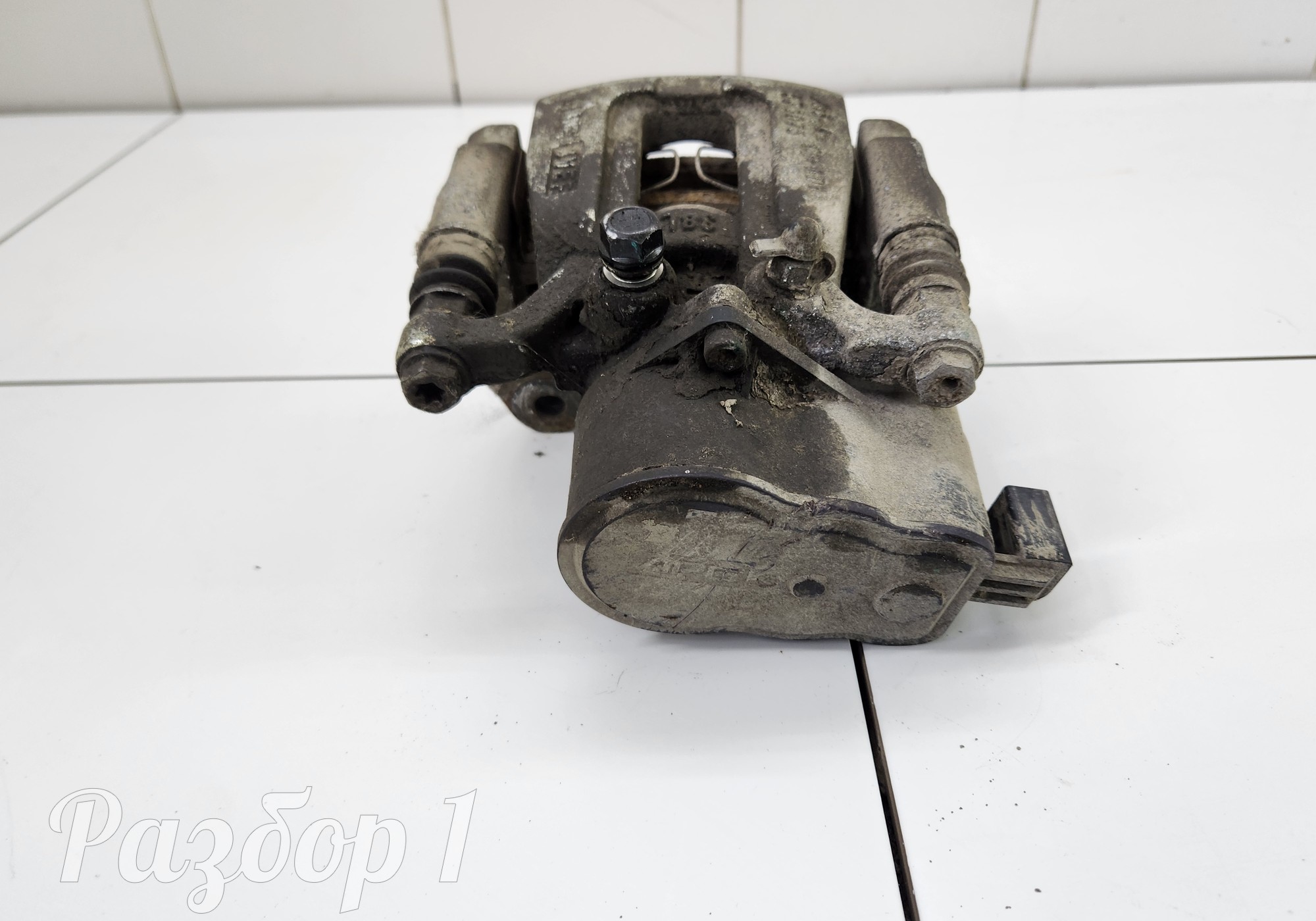 4050089700 Суппорт задний правый для Geely Emgrand (SS11) (с 2021)