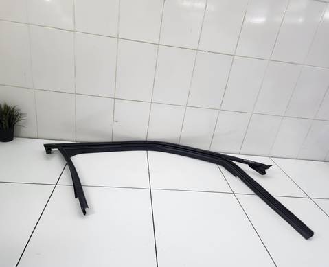 6107112XKJ20A Уплотнитель стекла передней правой двери для Haval H3 (с 2024)