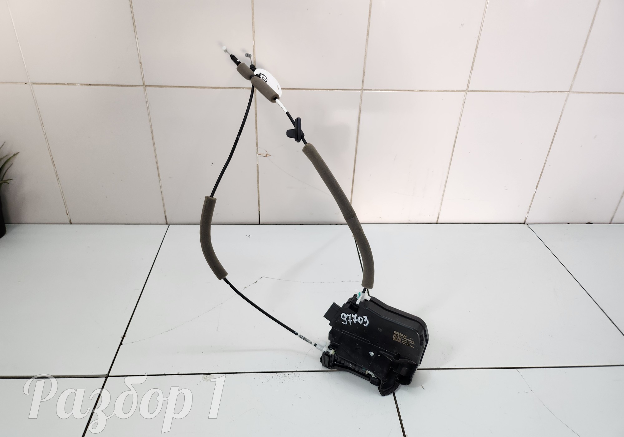 8889175337 Замок задней левой двери для Geely Monjaro (с 2021)