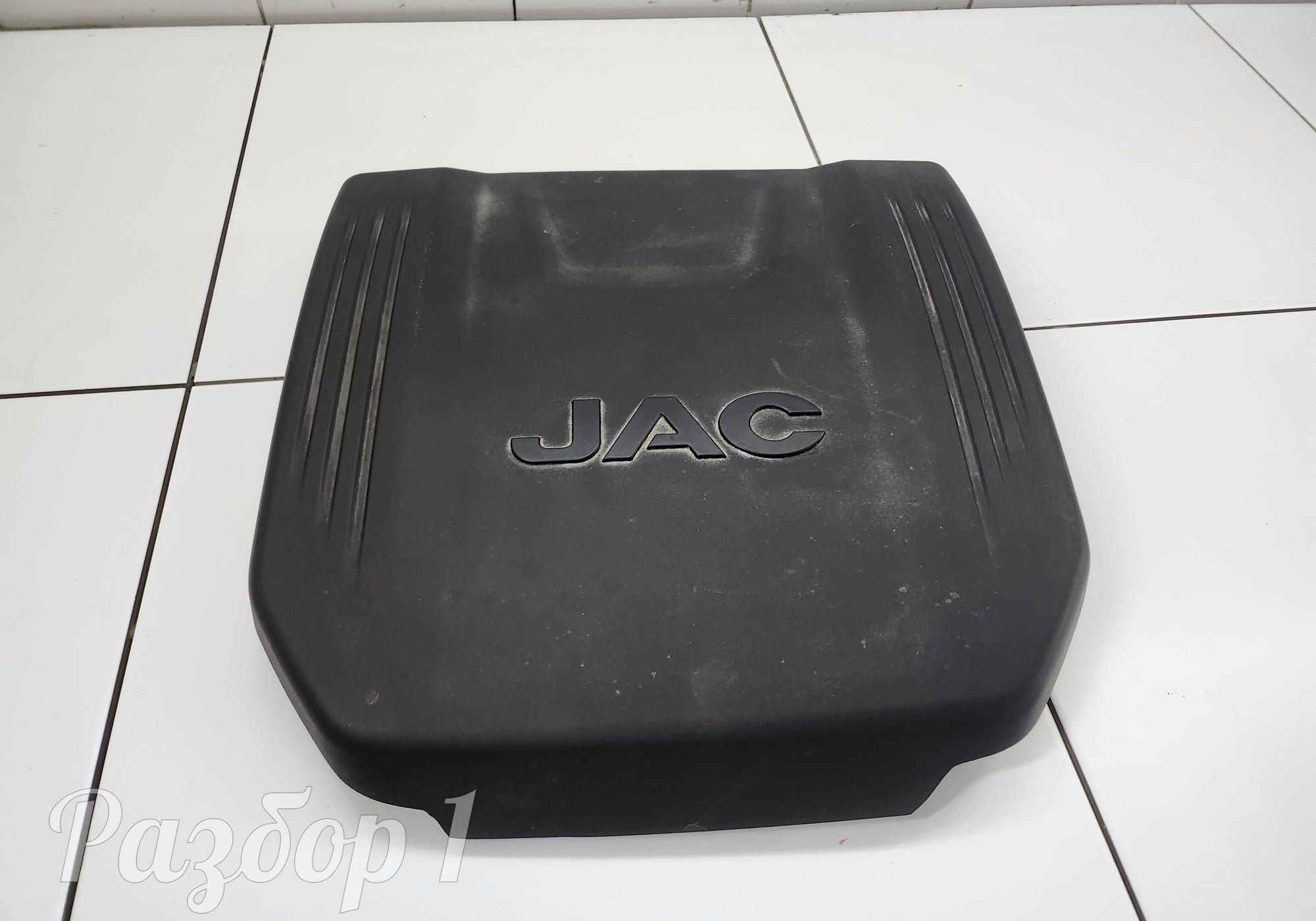 2802400P33Z0 Крышка двигателя для Jac T9 (с 2023)