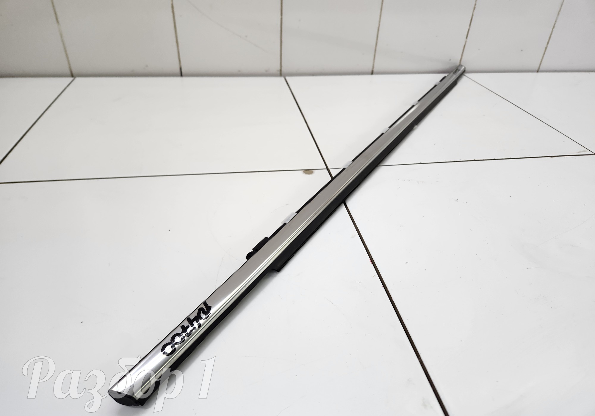 Молдинг стекла задней левой двери для Geely Coolray (с 2020)