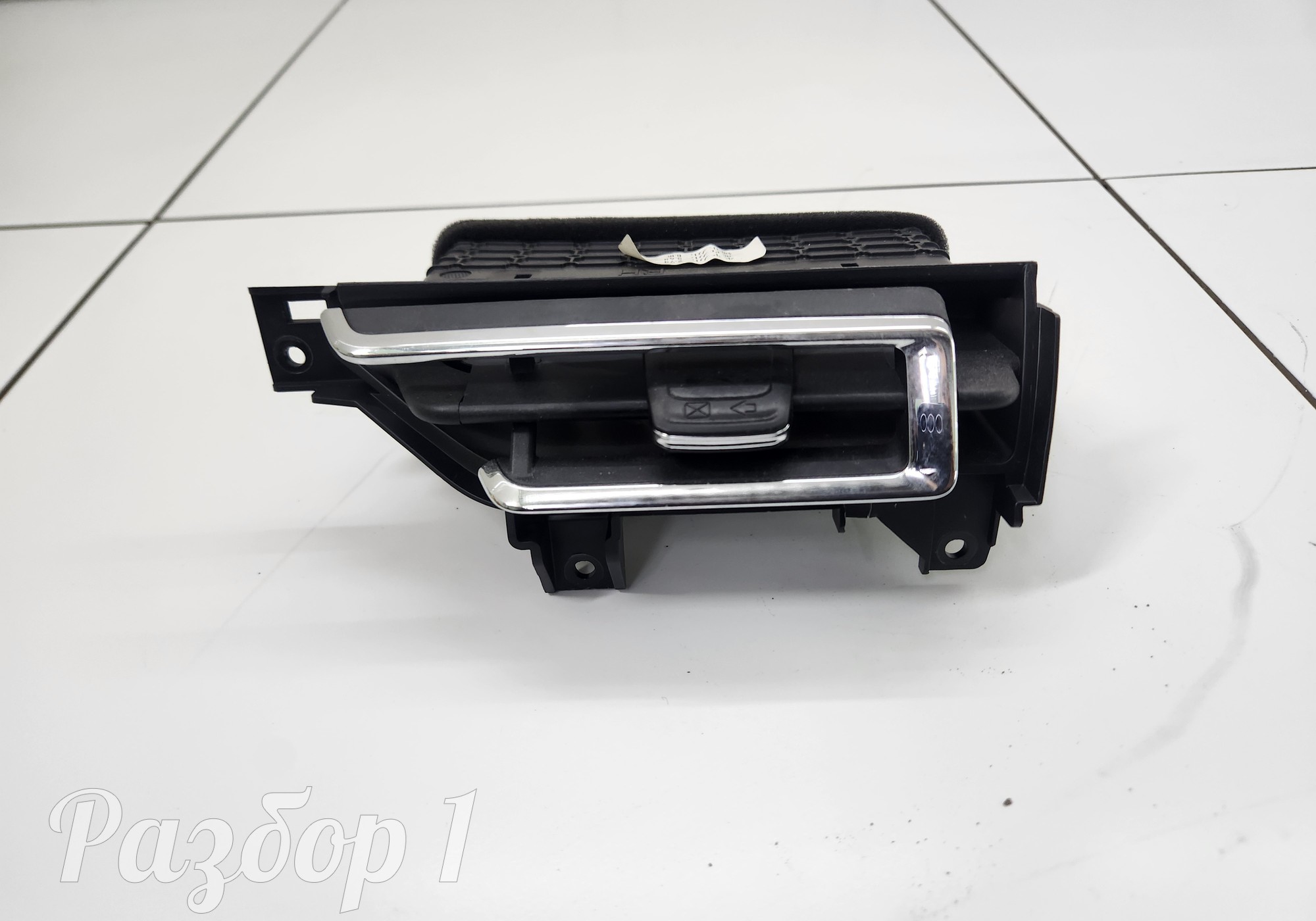 5306800XKZ0YA8P Дефлектор воздушный для Haval M6 II (с 2021)